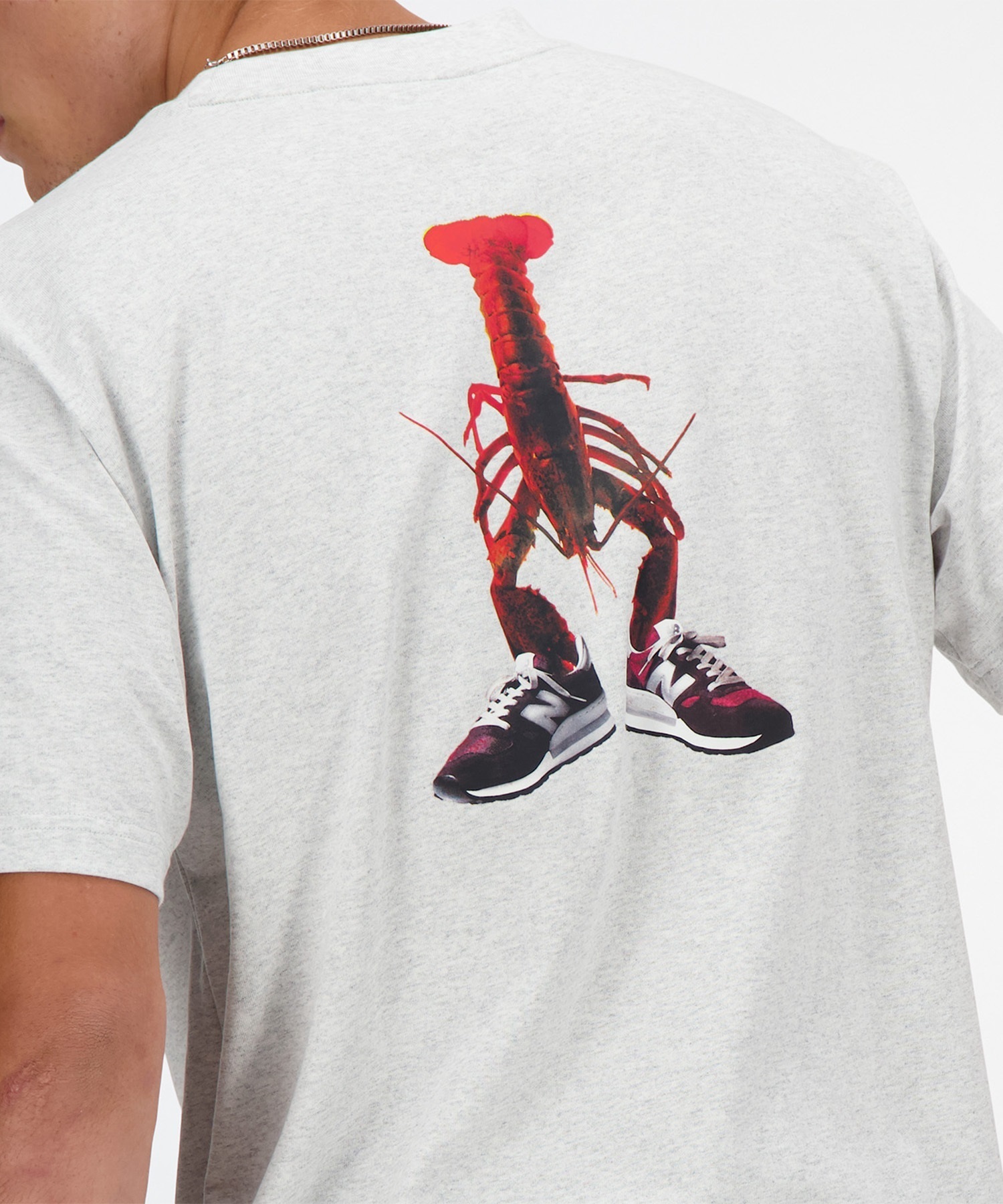 【マトメガイ対象】new balance ニューバランス Athletics Lobster リラックス ショートスリーブTシャツ メンズ 半袖 バックプリント MT41546(AHH-M)