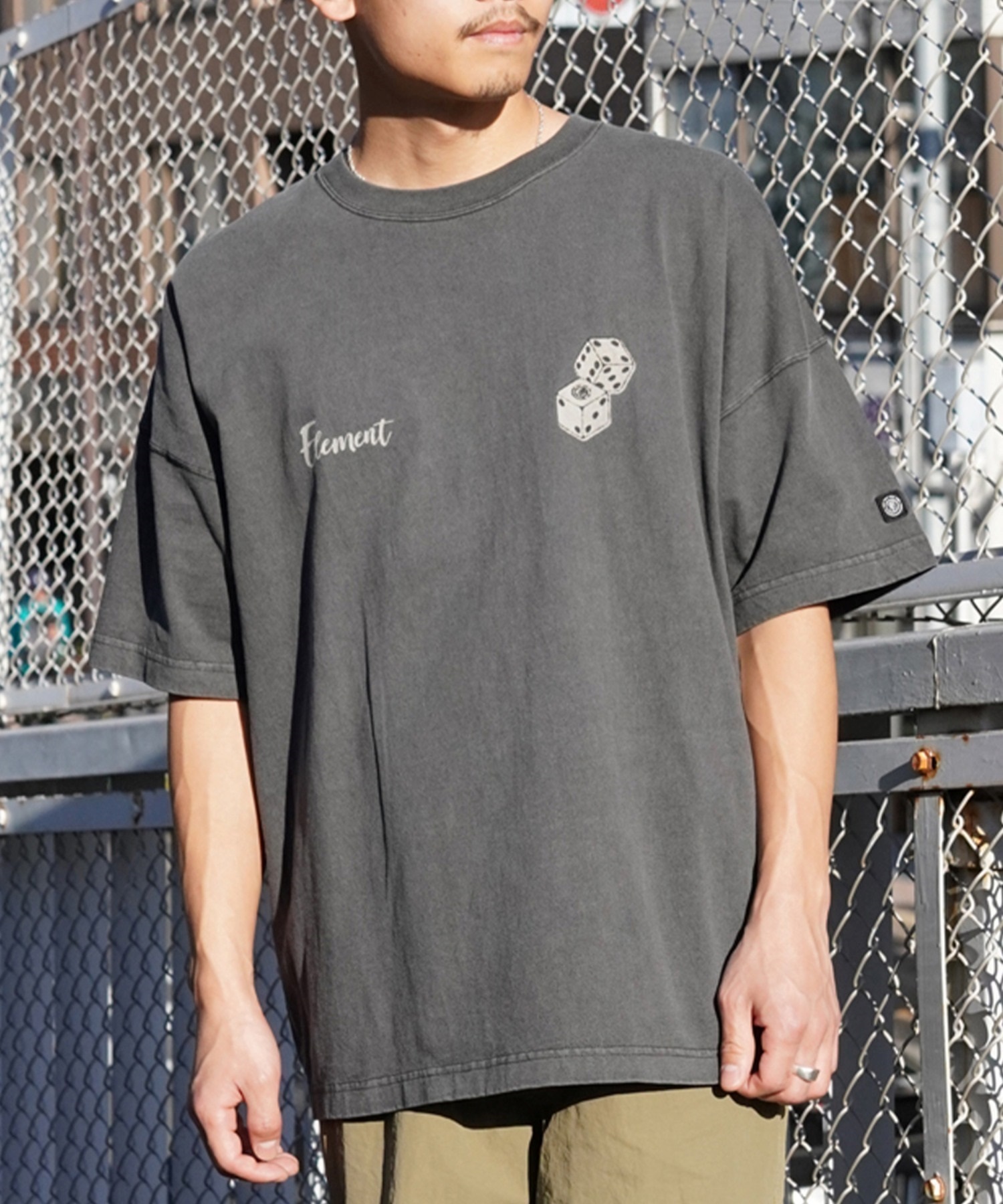 ELEMENT エレメント メンズ 半袖 Tシャツ オーバーサイズ ダイスロゴ バックプリント サイコロモチーフ ヴィンテージ風 かすれプリント BE021-252(ORG-M)