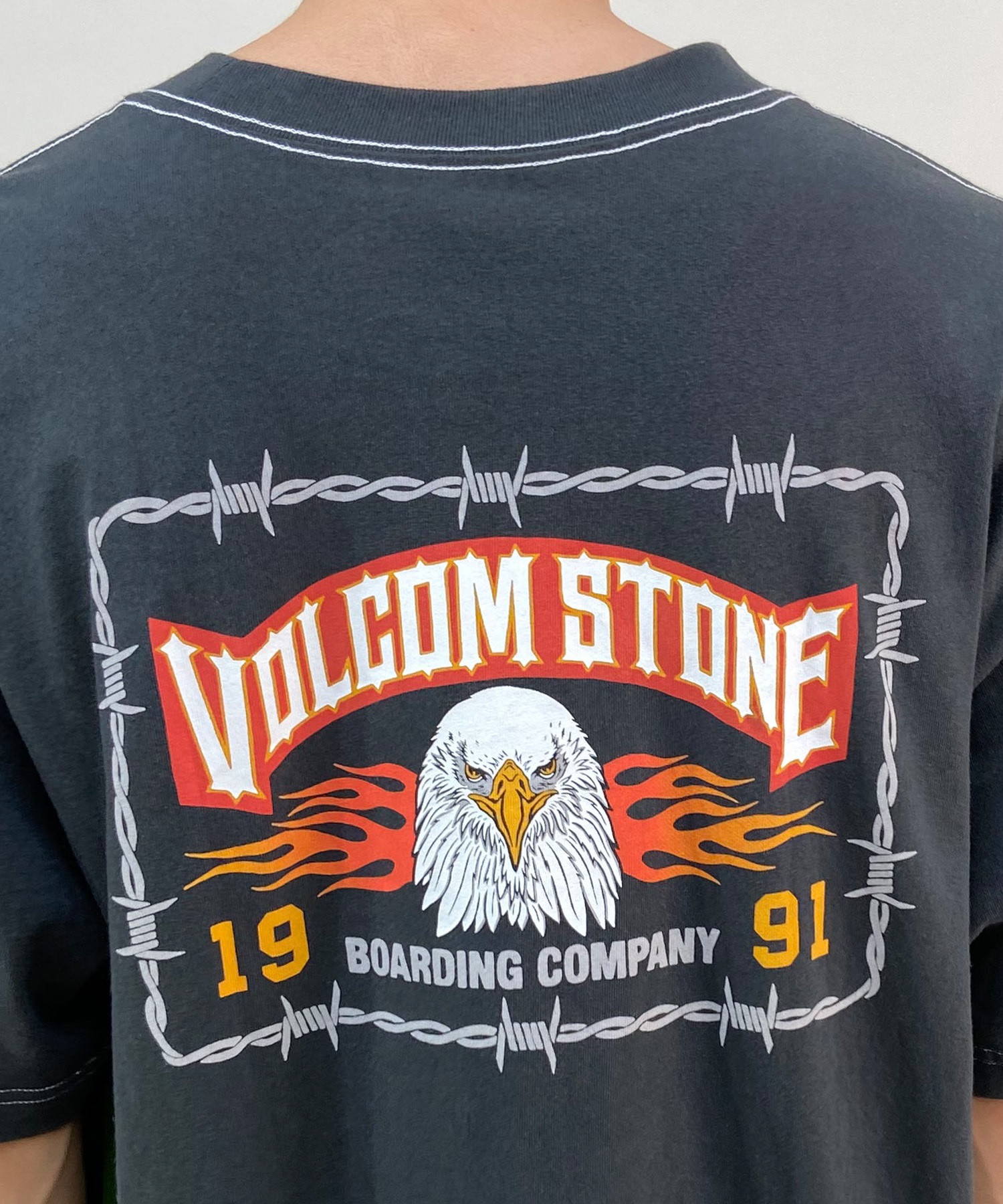 VOLCOM ボルコム メンズ Tシャツ 半袖 バックプリント クルーネック ルーズフィット ヘビーウェイト A4322403(STH-M)