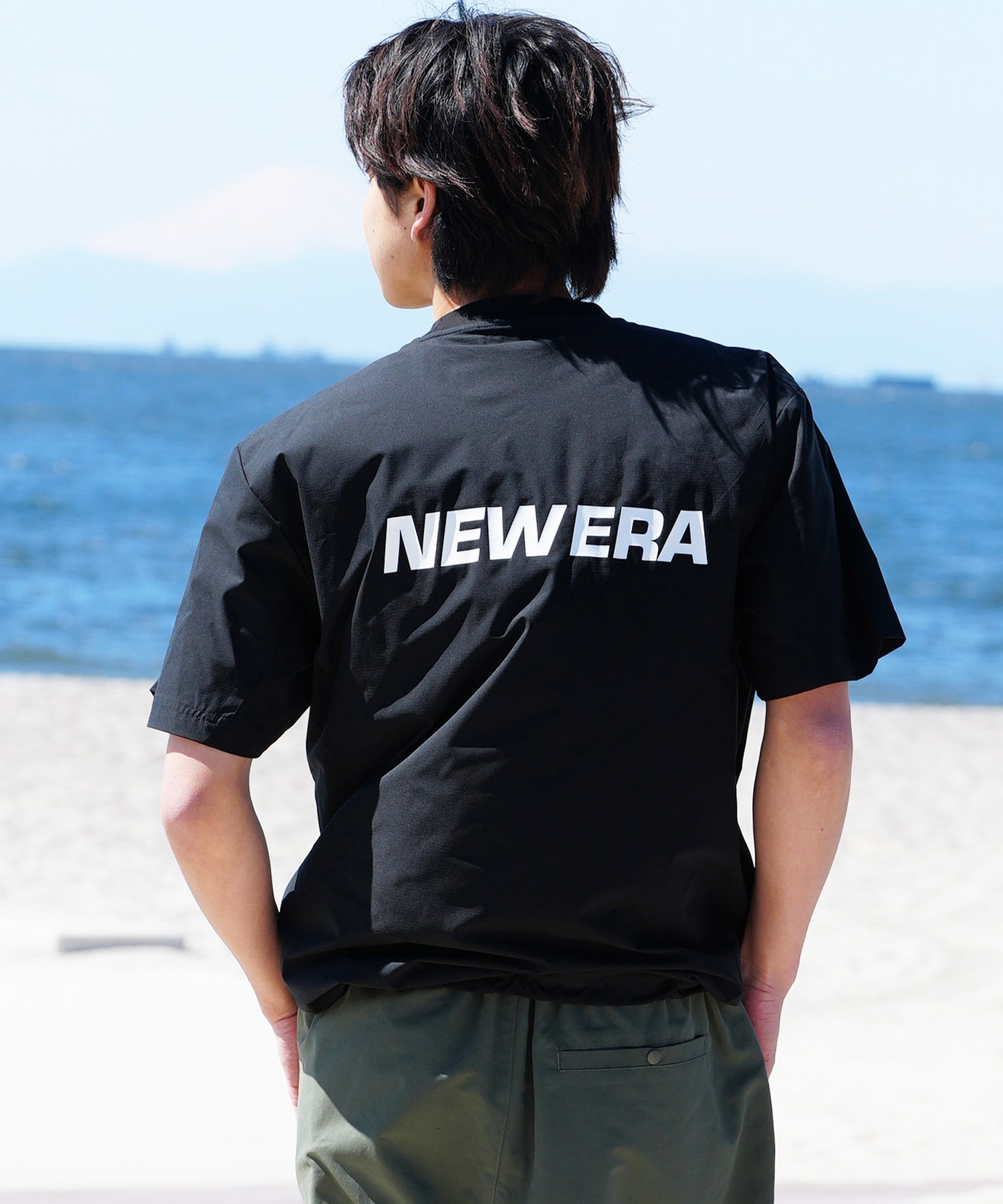 NEW ERA ニューエラ メンズ ラッシュガード 半袖 Tシャツ バックプリント オーバーサイズ ユーティリティ 水陸両用 14109982(BLK-M)