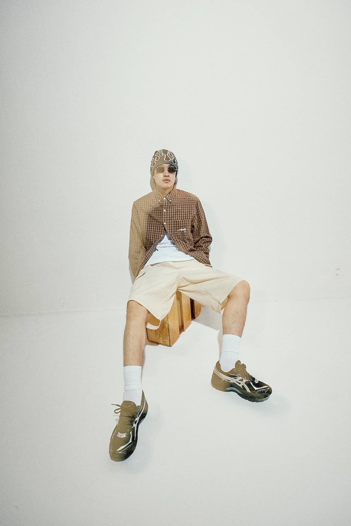 LOOK 04
