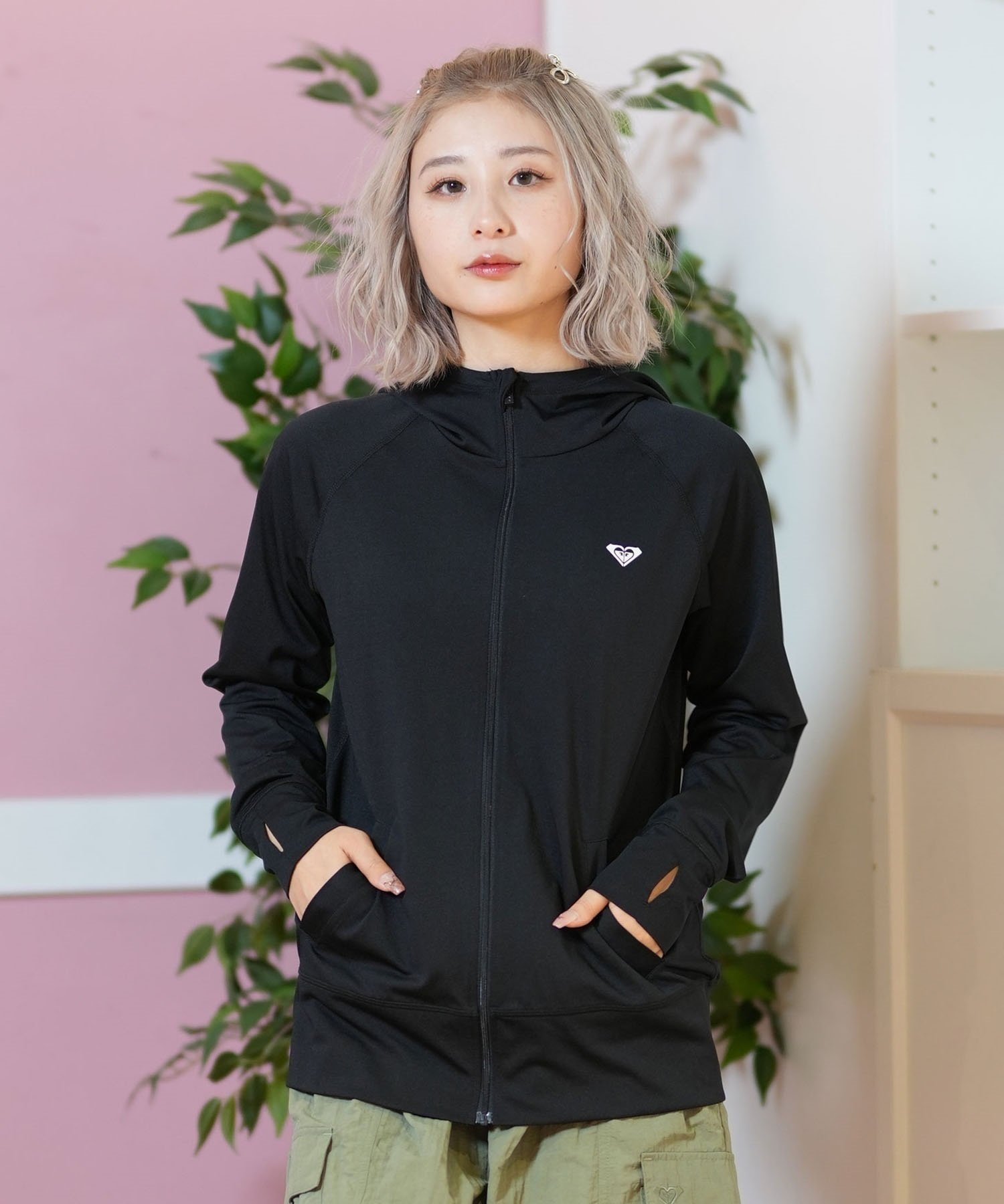 ROXYラッシュガードRLY251032
