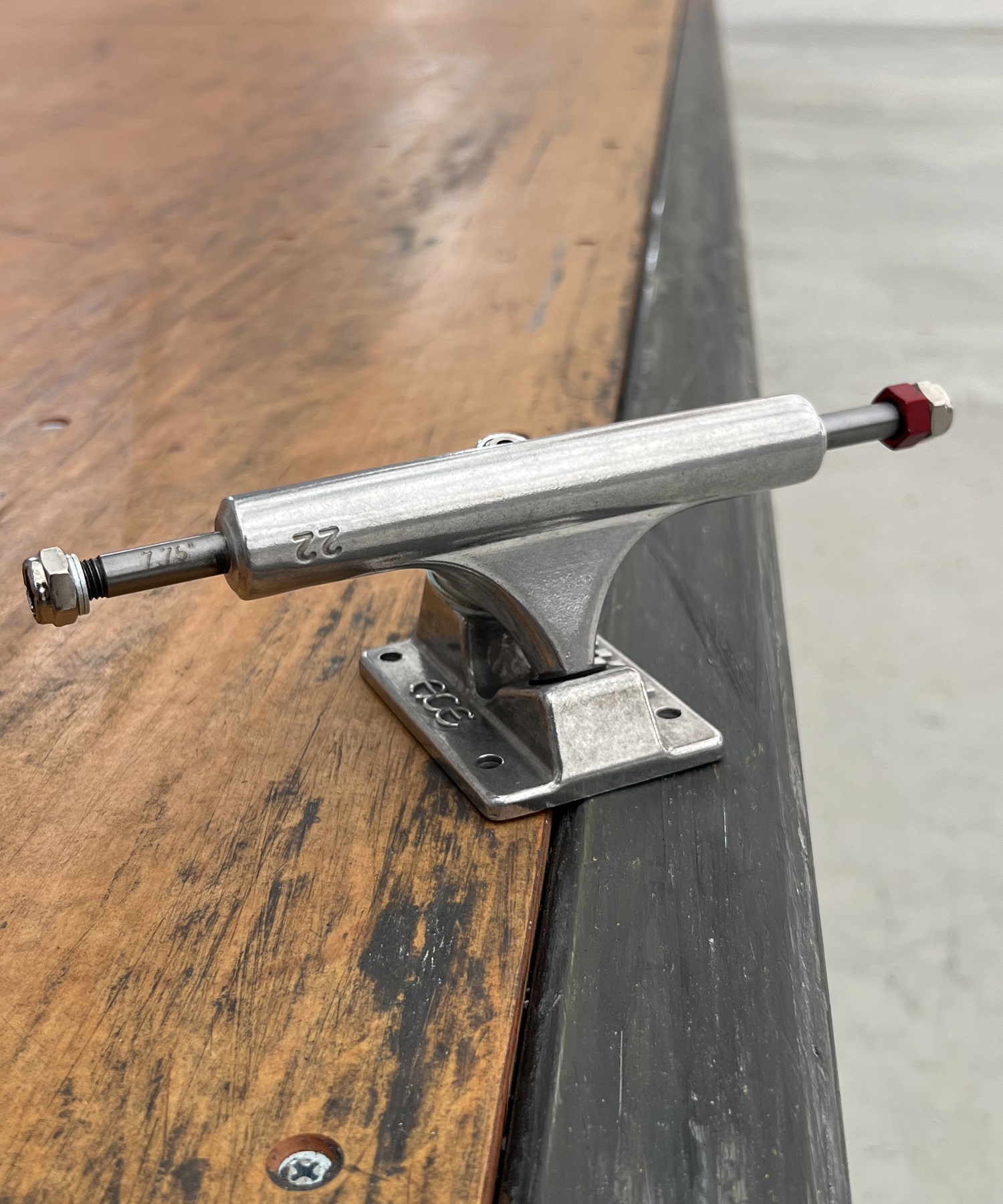 スケートボード トラック ACE TRUCK エース トラック AF1 HOLLOW 22 KK I27