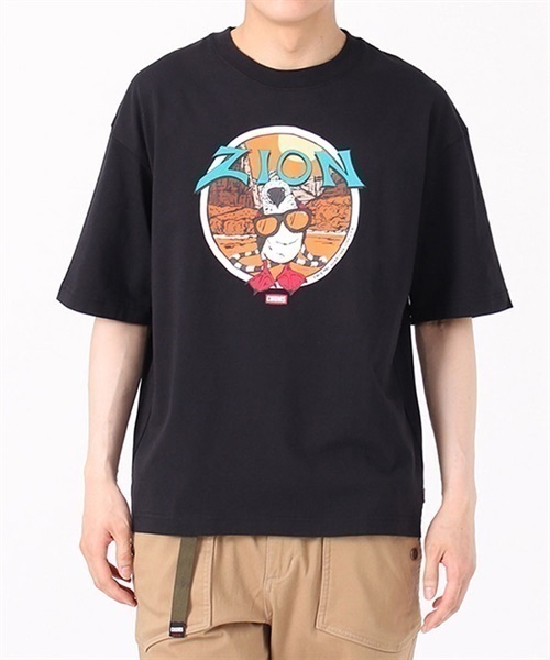 CHUMS チャムス Oversized ZION Souvenir CHUMS T-Shirt DESI CH01-2183 メンズ 半袖 Tシャツ KK1  F12(BK-M)