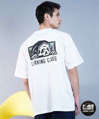 【 ムラサキスポーツ限定】LURKING CLASS ラーキングクラス メンズ 半袖 Tシャツ バックプリント カモ柄 ST24STM14(WHITE-M)