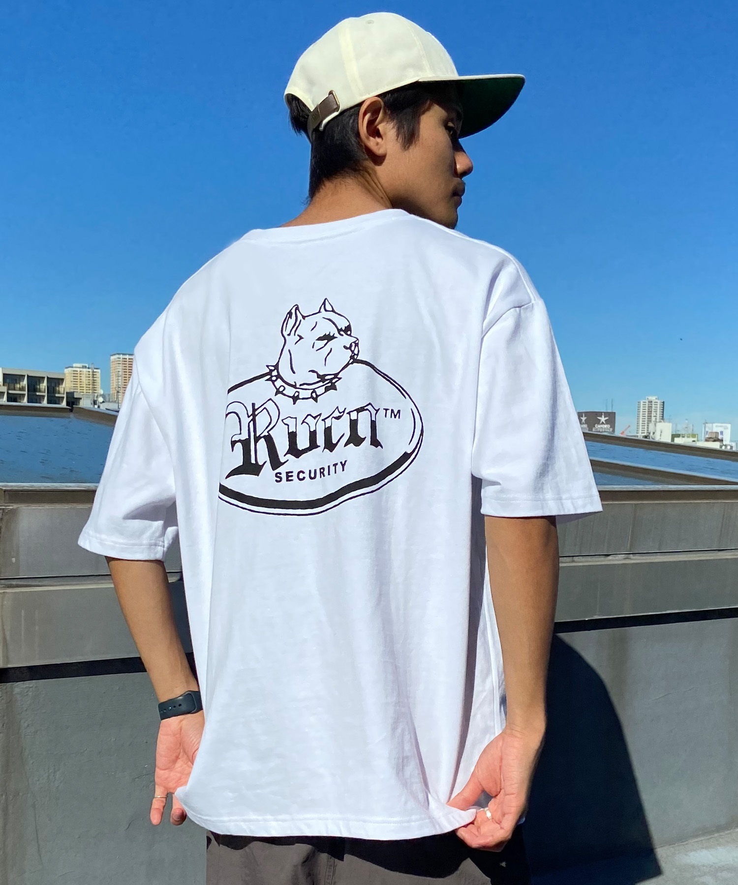 【クーポン対象】RVCA ルーカ メンズ 半袖 Tシャツ ポケT ポケット バックプリント オーバーサイズ 犬モチーフ ドッグ BE041-228(WHT-S)