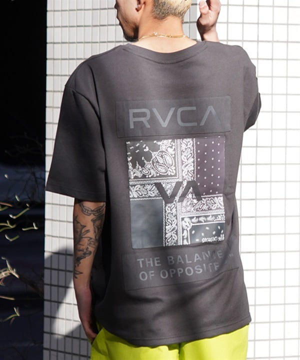 【クーポン対象】RVCA ルーカ BANDANA BOX ST メンズ 半袖 Tシャツ バックプリント バンダナ柄 ペイズリー柄 BE041-P21