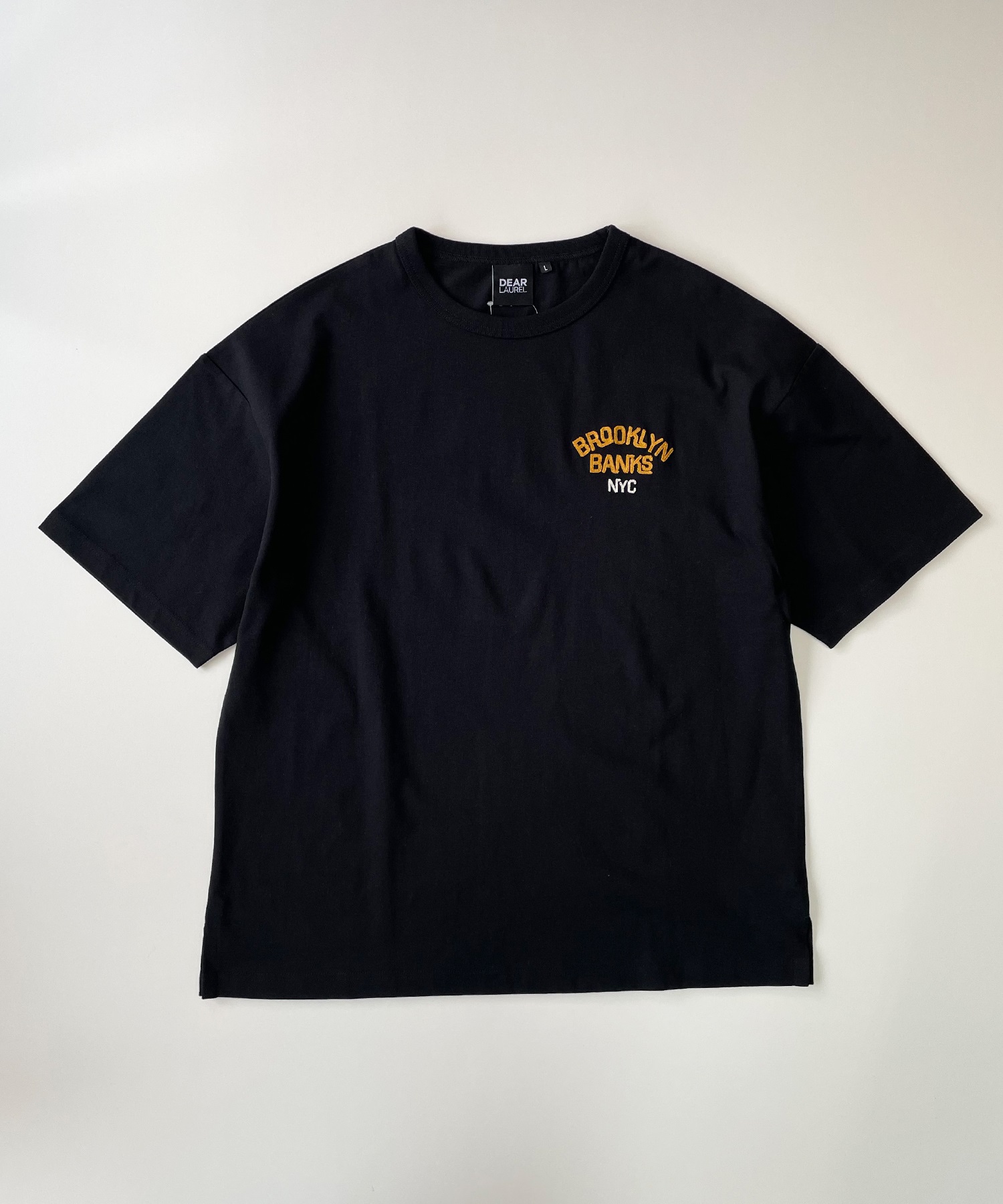 DEAR LAUREL ディアローレル メンズ 半袖 Tシャツ "Brooklyn Banks embroidery" ワンポイント 吸水速乾 D24S2103(BLK-M)