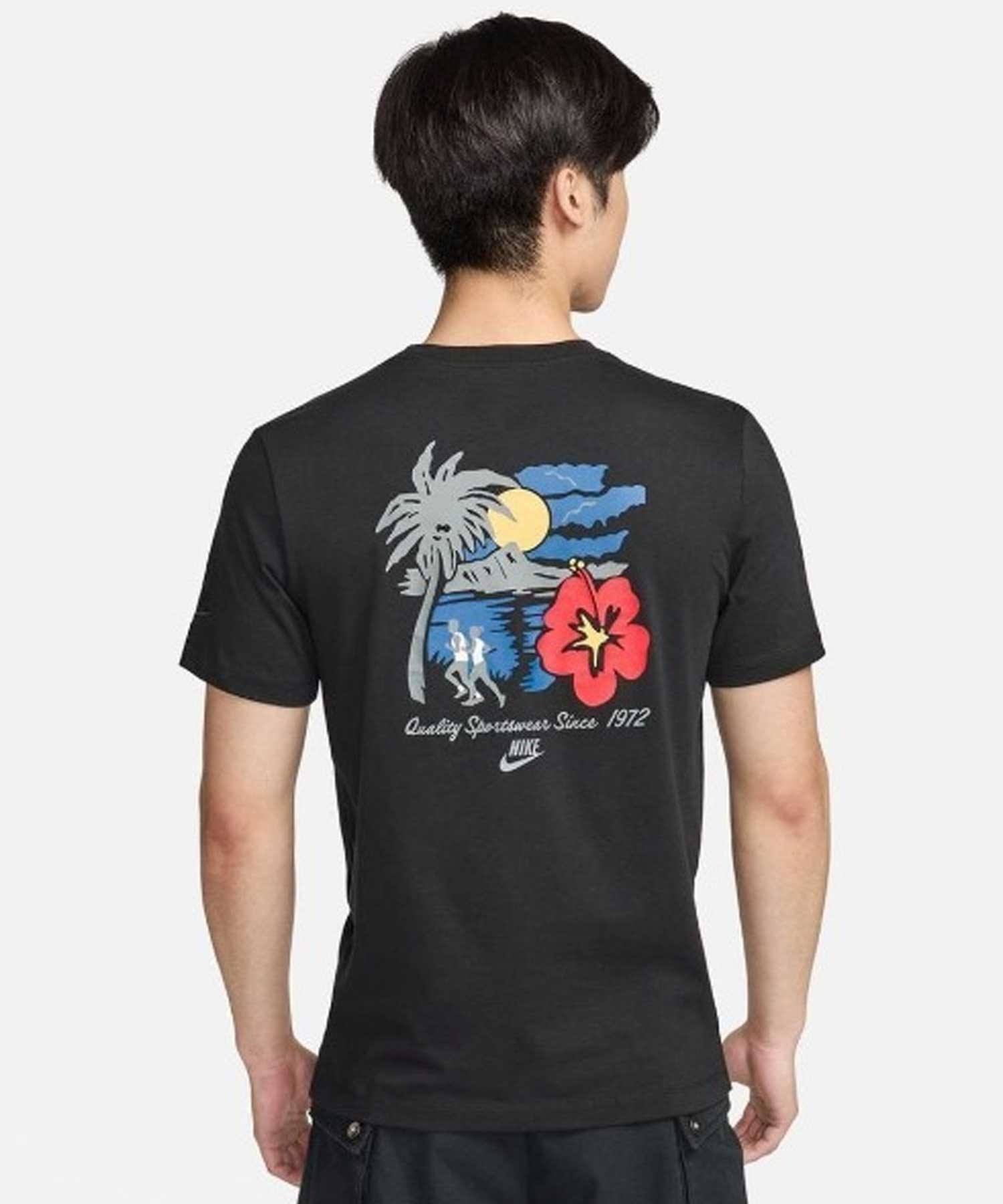 NIKE ナイキ DESI NSW NCPS S S 半袖 Tシャツ バック プリント