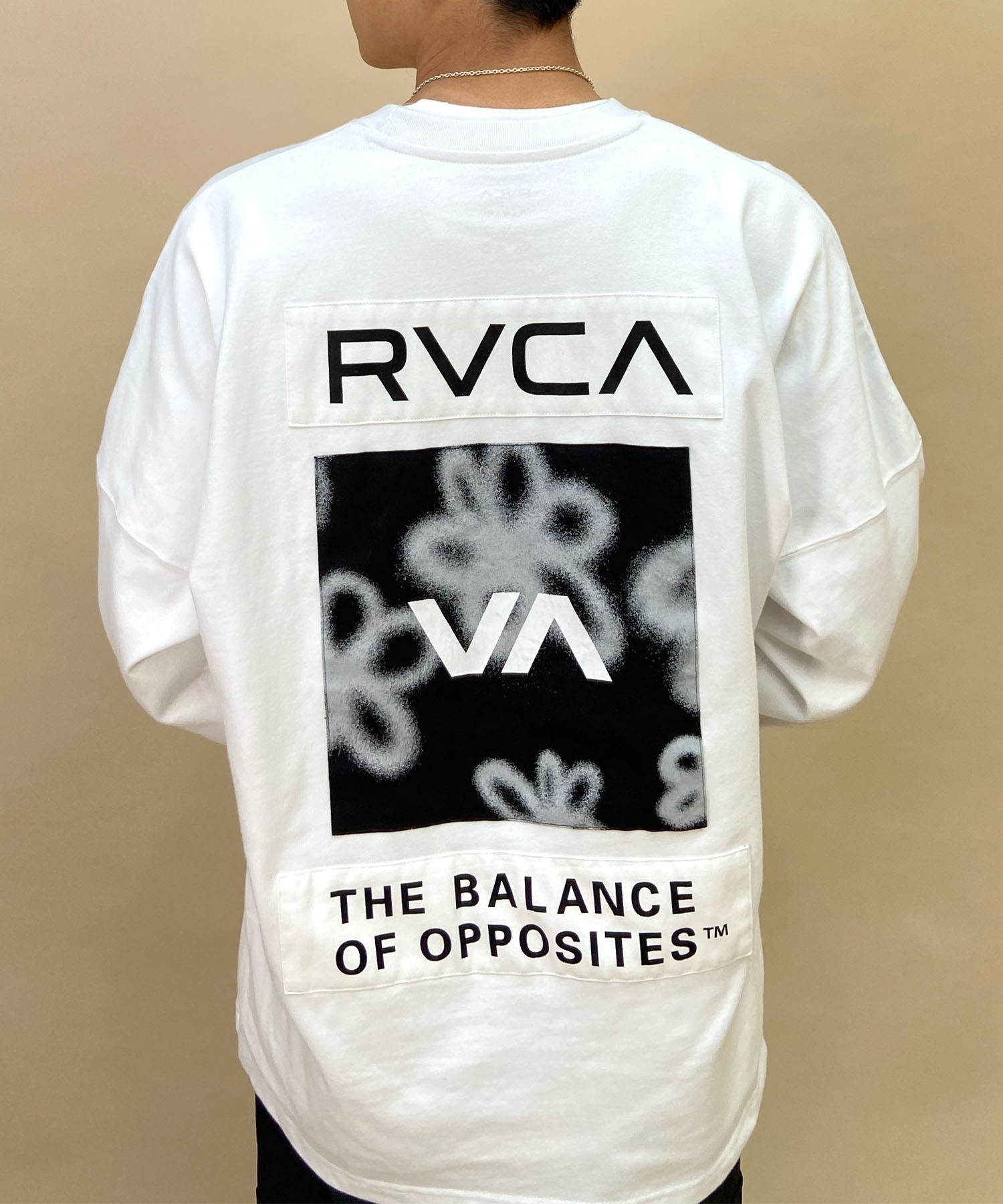 RVCA/ルーカ メンズ スクエアロゴT オーバーサイズ クルーネック