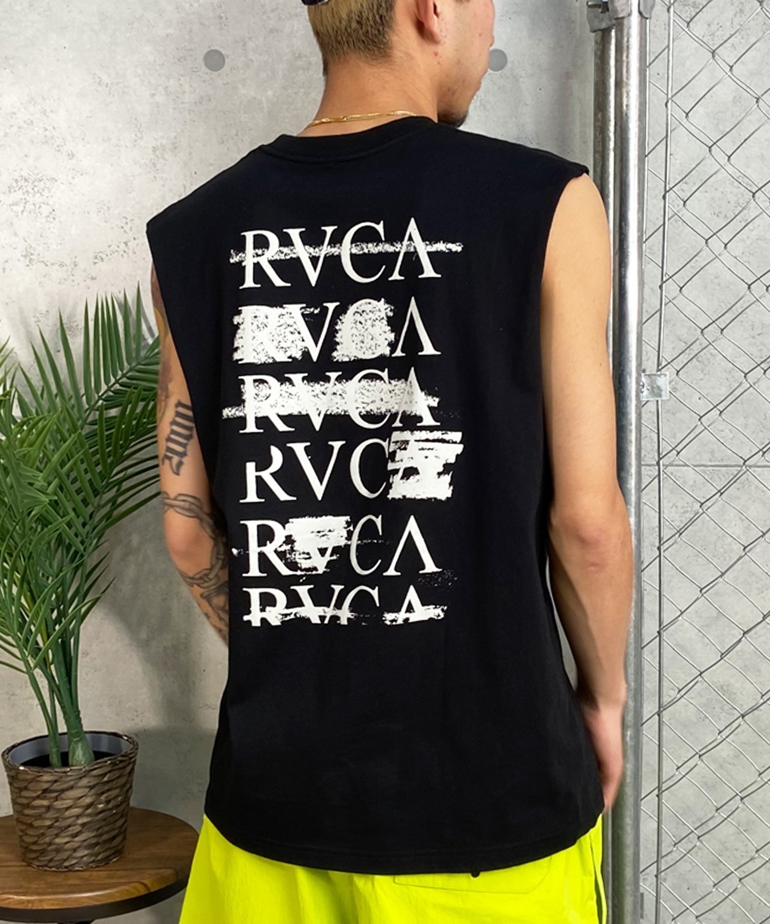 【クーポン対象】RVCA ルーカ タンクトップ カットオフ バックプリント オーバーサイズ BE04A-360(BLK-S)