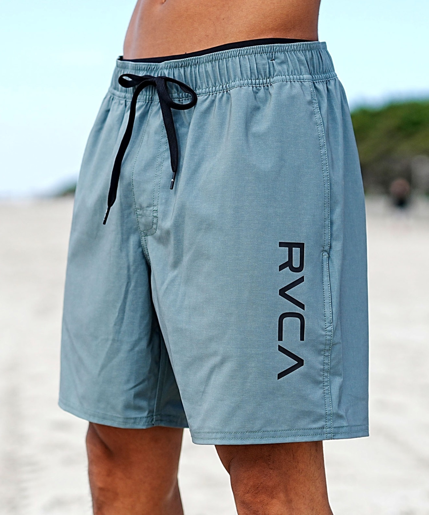 【マトメガイ対象】RVCA ルーカ メンズ ユーティリティショーツ ゴムショーツ サーフショーツ 水着 BE041-526(GNB0-S)