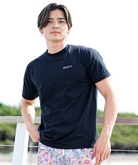 RVCA ルーカ メンズ ラッシュガード 半袖 Tシャツ ユーティリティ 水陸両用 バックプリント BE041-802