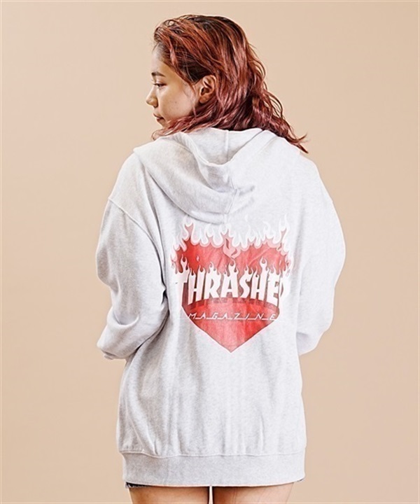 【マトメガイ対象】THRASHER/スラッシャー パーカー ジップアップ バックプリントハート柄 フレイムロゴ ビッグシルエット ムラサキスポーツ限定 THMUL-23F0002