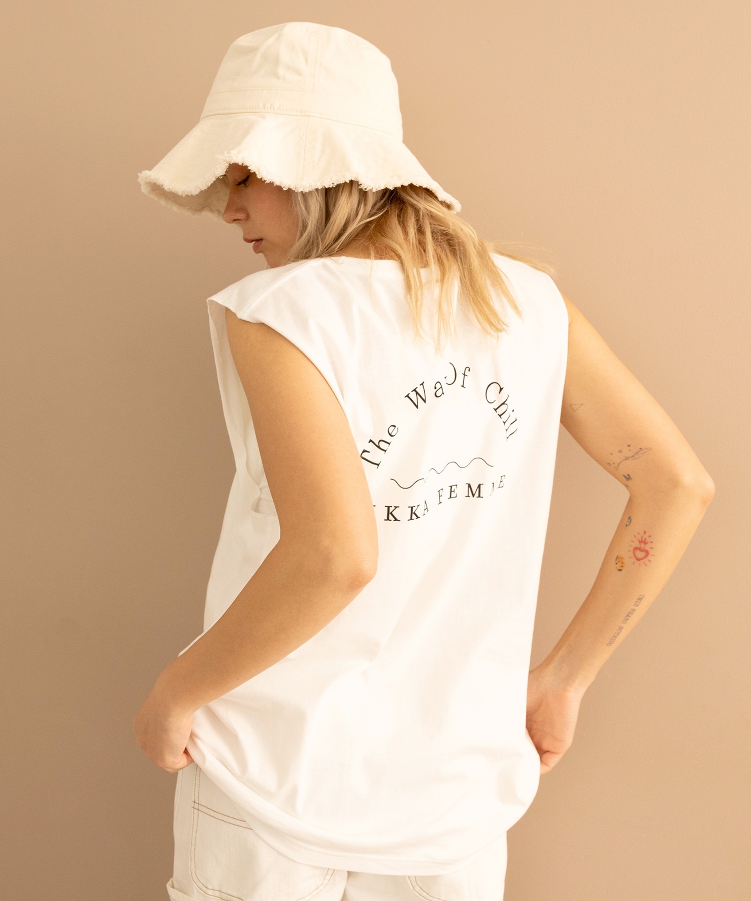【マトメガイ対象】RIKKA FEMME リッカファム レディース ノースリーブ Tシャツ 袖なし トップス カットソー RF24SS23(WHT-FREE)