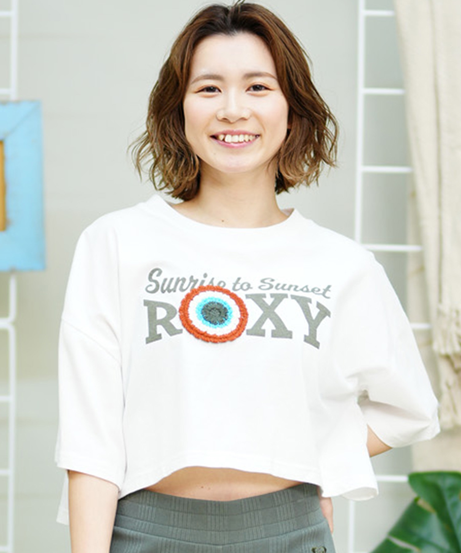 【クーポン対象】ROXY ロキシー レディース 半袖 Tシャツ ブランドロゴ ショート丈 クロップ丈 RST242627T(WHT-M)