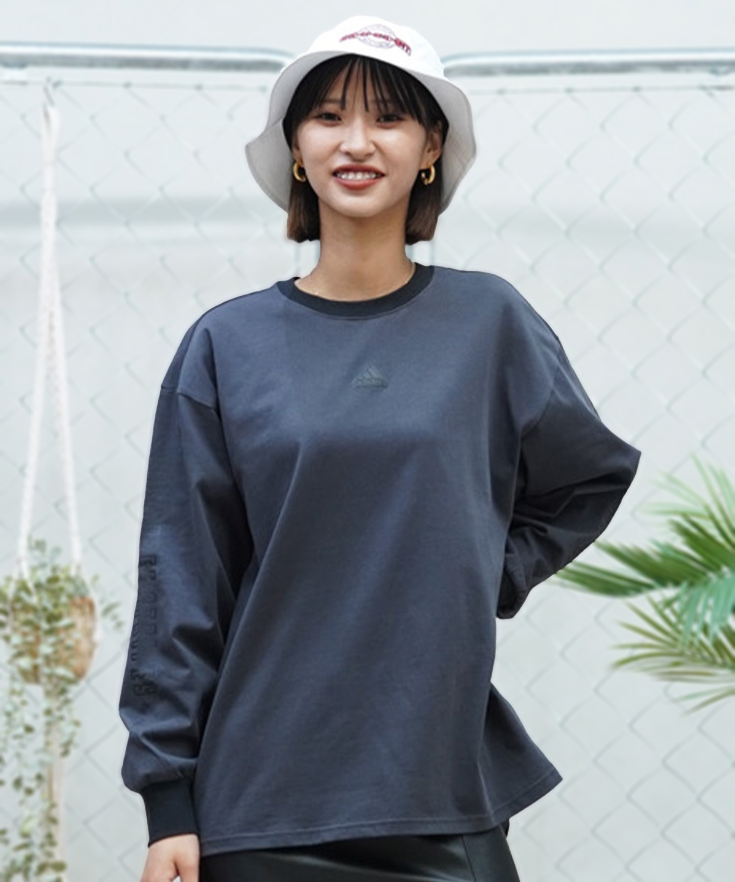 adidas アディダス レディース 長袖 Tシャツ ロンT オーバーサイズ クルーネック ルーズフィット JSY07(DGRY-M)