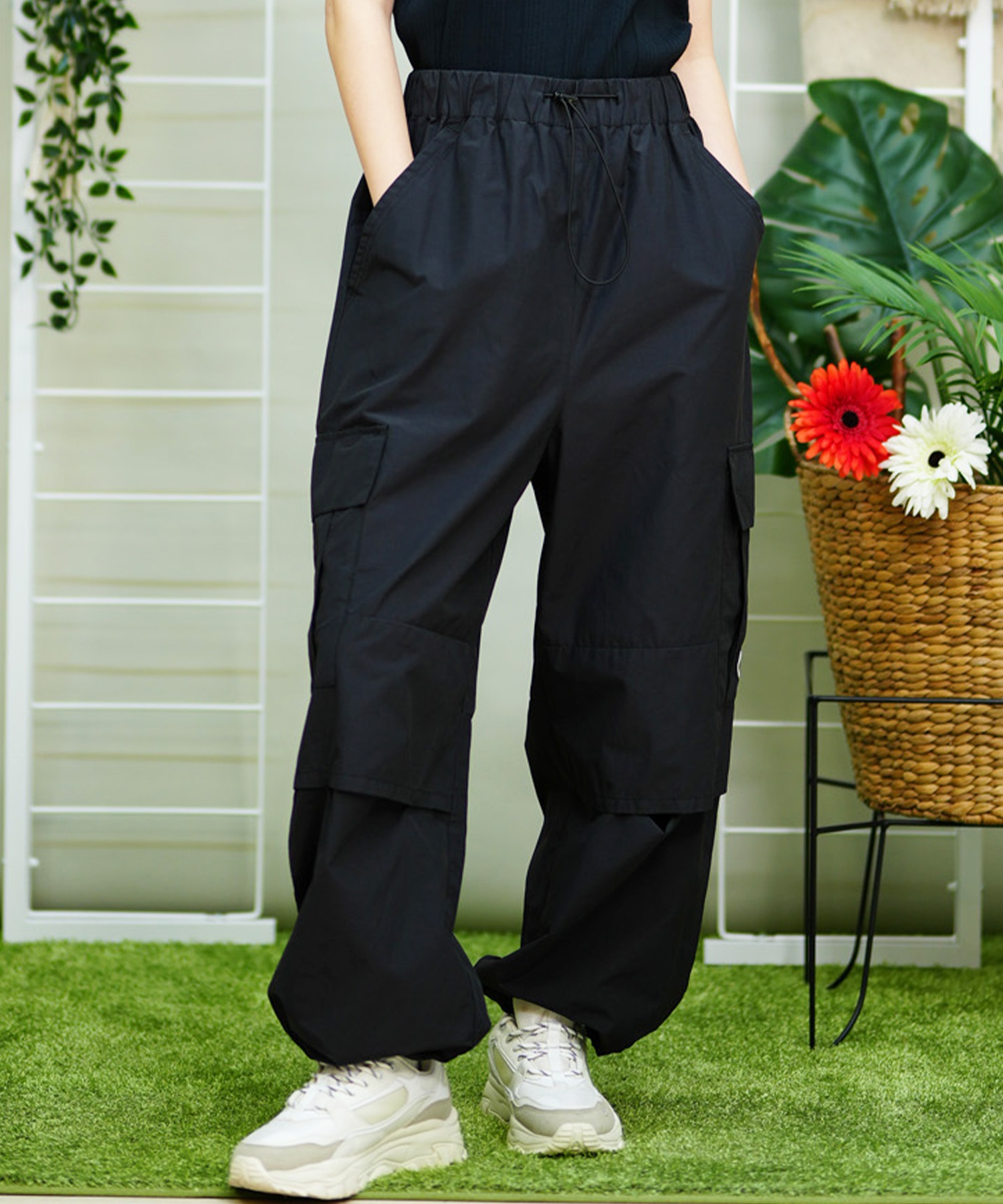 ROXY ロキシー レディース カーゴパンツ ロングパンツ ルーズシルエット ワンポイント RPT242612T(BLK-M)