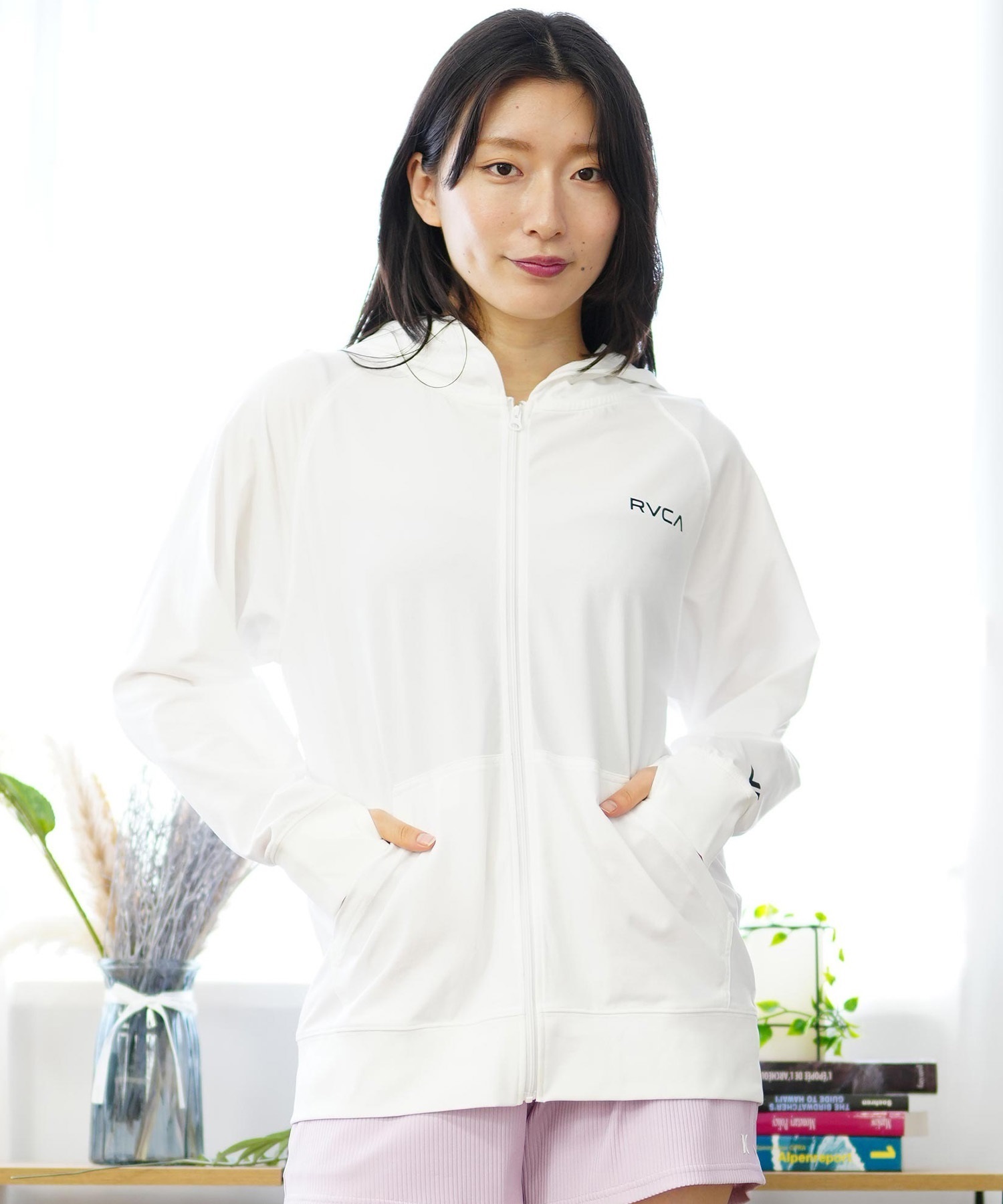 RVCA - RVCA ムラサキスポーツ別注　水陸両用　ラッシュガード　長袖　Mサイズ　白 RVCA/ルーカ ラッシュガード 長袖 ジップアップパーカー バック