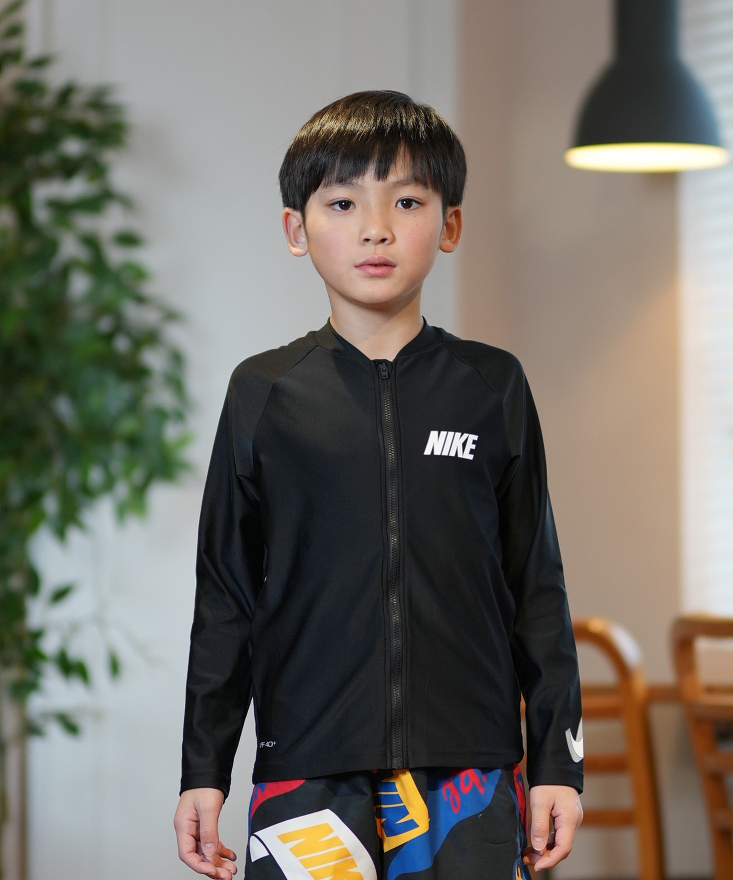 NIKE ナイキ キッズ ラッシュガード 長袖 ジップアップ 3Dスウッシュ ロングスリーブ ハイドロガード UVカット NESSE829 N001(N001-130cm)