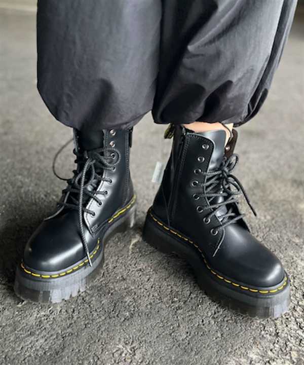 Dr Martens ドクターマーチン JADON 8 ホールブーツ 15265001 ショートブーツ 厚底 サイドジップ ワークブーツ KK3 H8