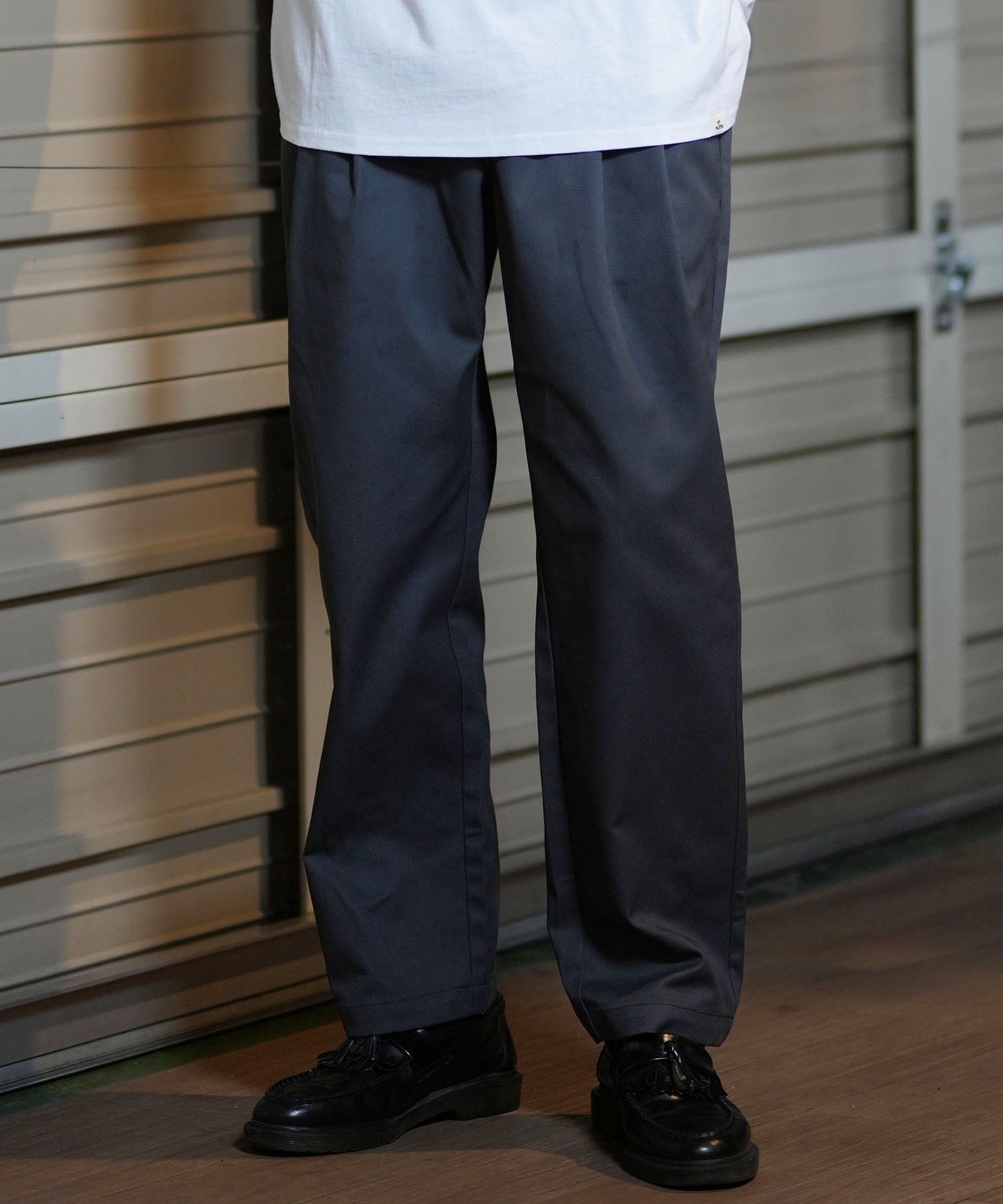 【SALE／60%OFF】 メンズ ロングパンツ ディッキーズ Dickies MS TAPARED TUCK DK メンズウェア
