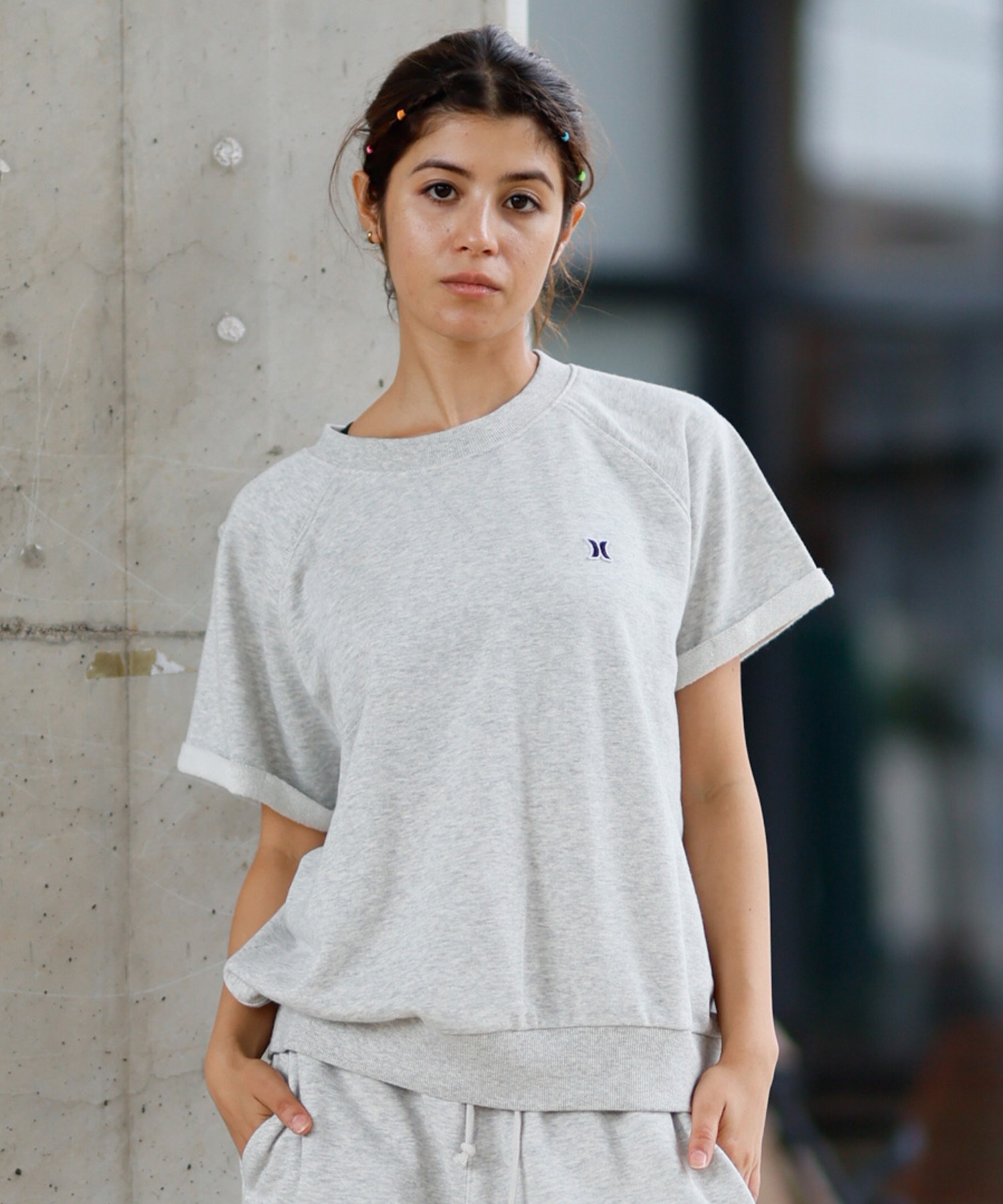Hurley ハーレー 半袖 Tシャツ レディース スウェット生地 バックオープン ワンポイント ロゴ WSS2421016(AGHT-FREE)