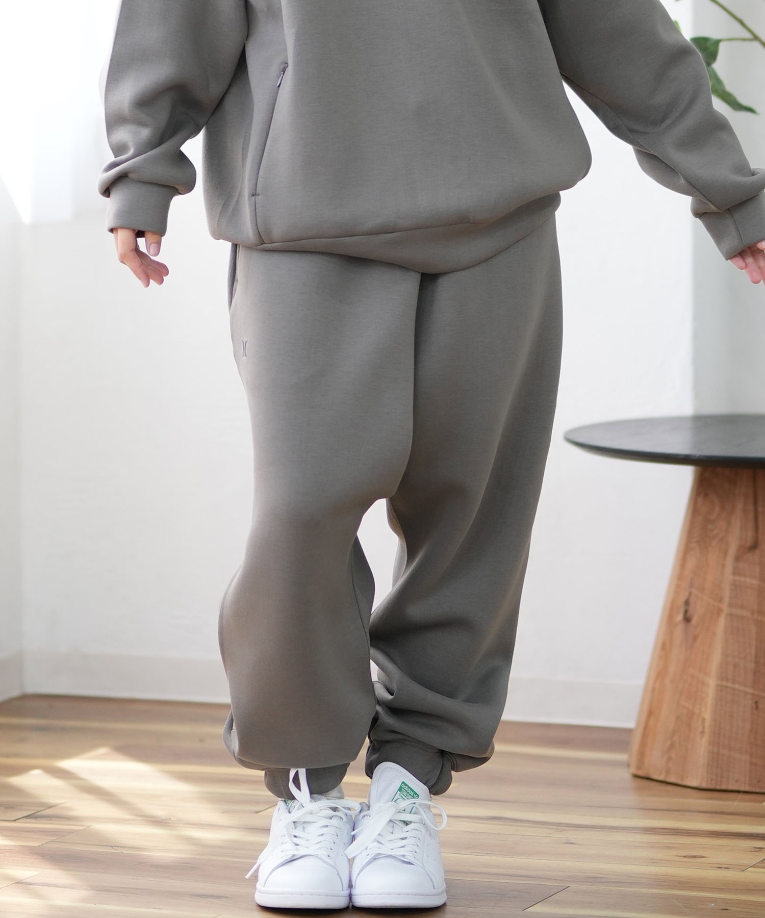 楽天市場】プリントスウェットパンツ キッズ 長ズボン 子供服 男の子 女の子 ジャージ ワイドパンツ スエットパンツ ダンス衣装 部屋着 ルームウェア  ジュニア 韓国ファッション 春用 春服 110cm 120cm 130cm 140cm 150cm 160cm「515-00」 : ZI-ON
