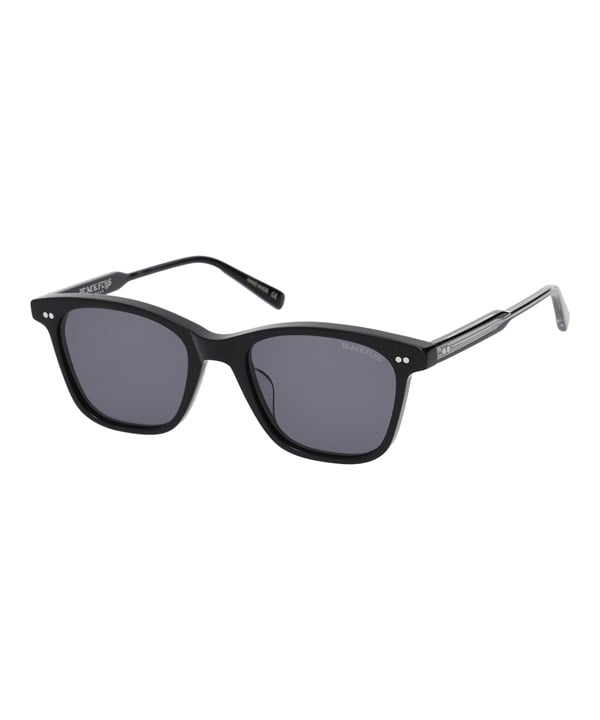 BLACK FLYS