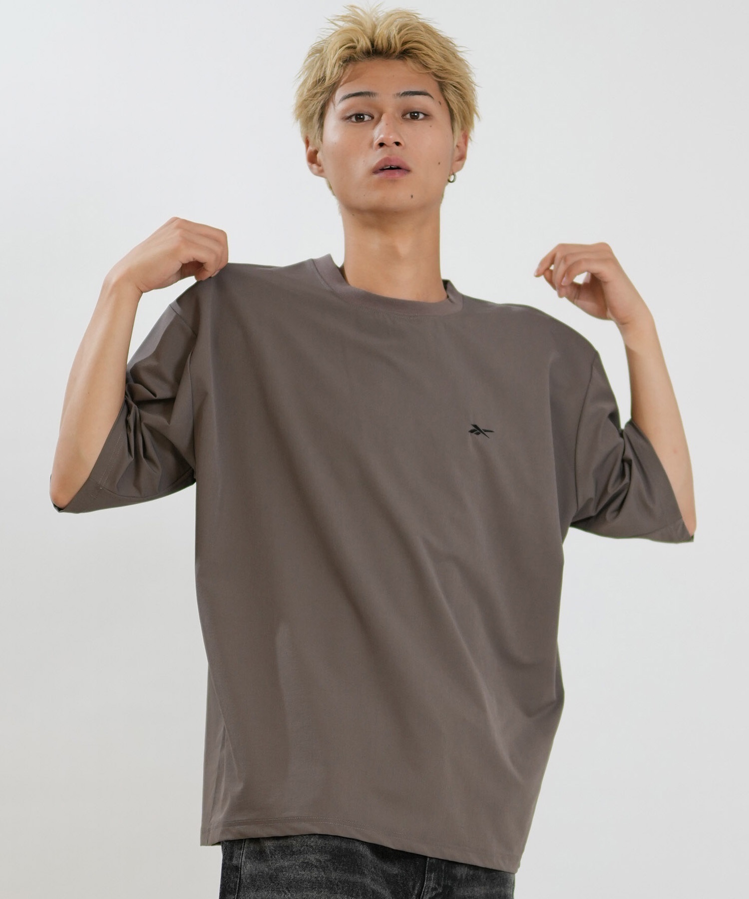 Reebok リーボック ラッシュガード 水陸両用 半袖 Tシャツ
