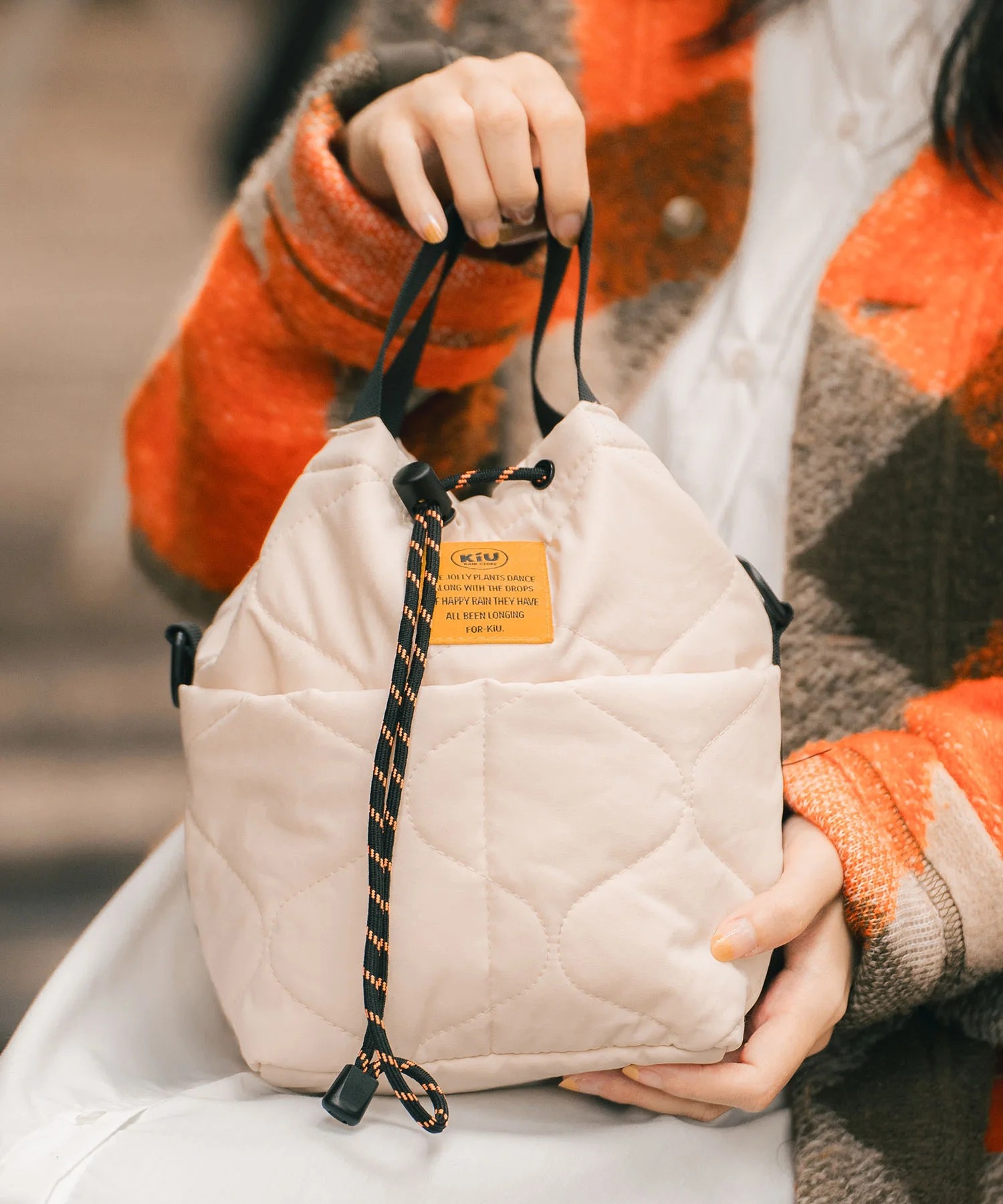 KiU キウ バッグ パデッドポケッタフルミニバッグ K384-967 ショルダー