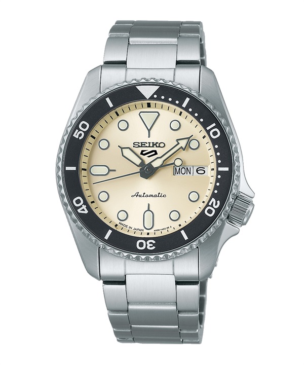 SEIKO セイコー 腕時計 5スポーツ SKX series 自動巻き SBSA227