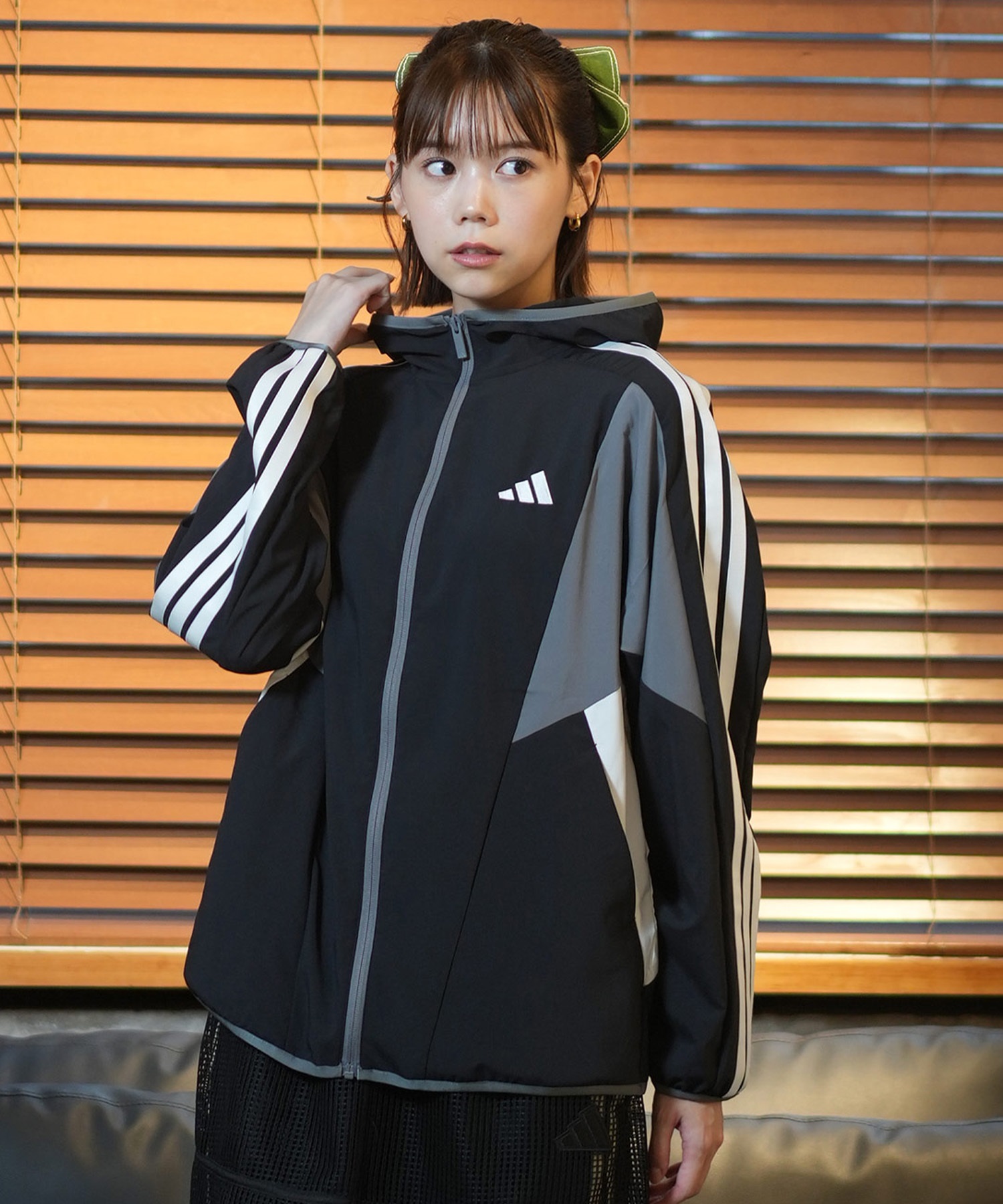 【美品】adidas アディダス　トラックジャケット　希少レア　レディース 希少レア】完売品 adidas トラックジャケット アディダス