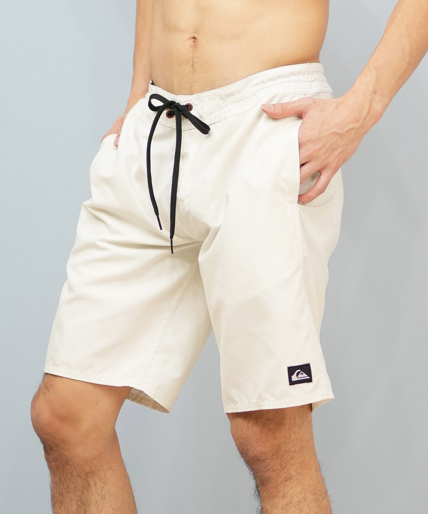 【新品・未使用】クイックシルバー HighLineビブパンツ Mサイズ相当 Quiksilver 24-25 QUIKSILVER クイックシルバー インナー