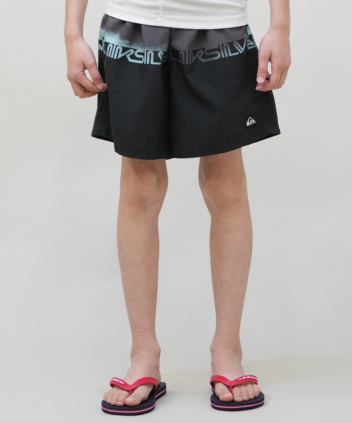 QUIKSILVER クイックシルバー 水着 海パン トランクス サーフパンツ キッズ ジュニア 子供 EVERYDAY WORDBLOCK VL YTH KBS251002(BLK-130cm)