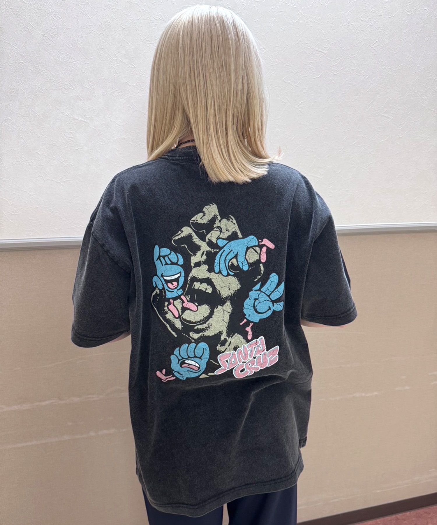 お得な情報満載 CRUZ SANTA サンタクルーズ バック レディース Tシャツ 半袖 スケートボード