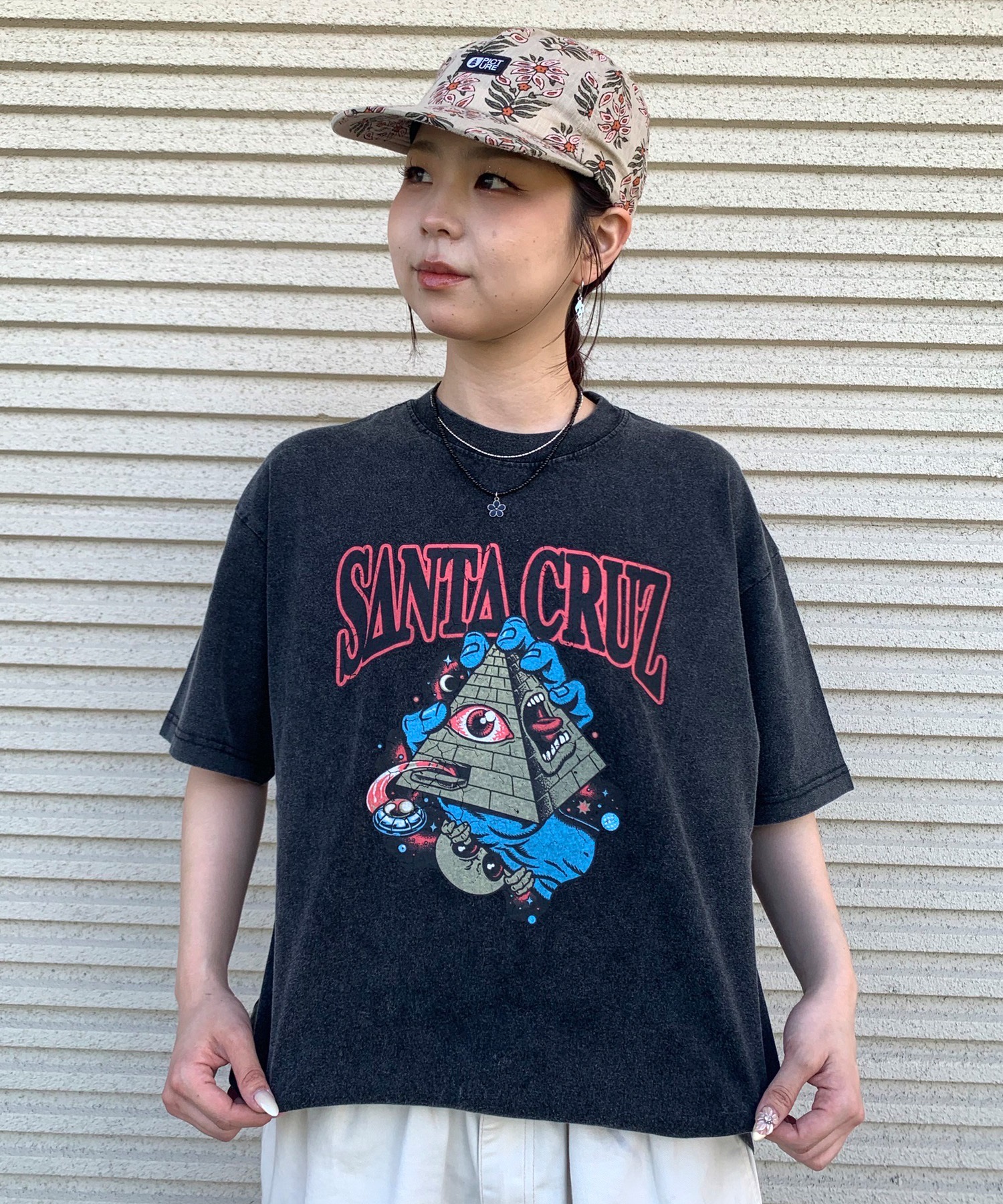 サンタクルーズのTシャツです SANTACRUZ サンタクルーズ Delfino Devil Mask Tee レディース
