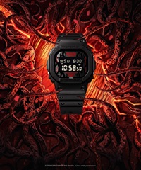G-SHOCK ジーショック 腕時計 Stranger Things ストレンジャー・シングス 未知の世界 コラボレーションモデル DW-5600STT-1JR(BK-ONE)