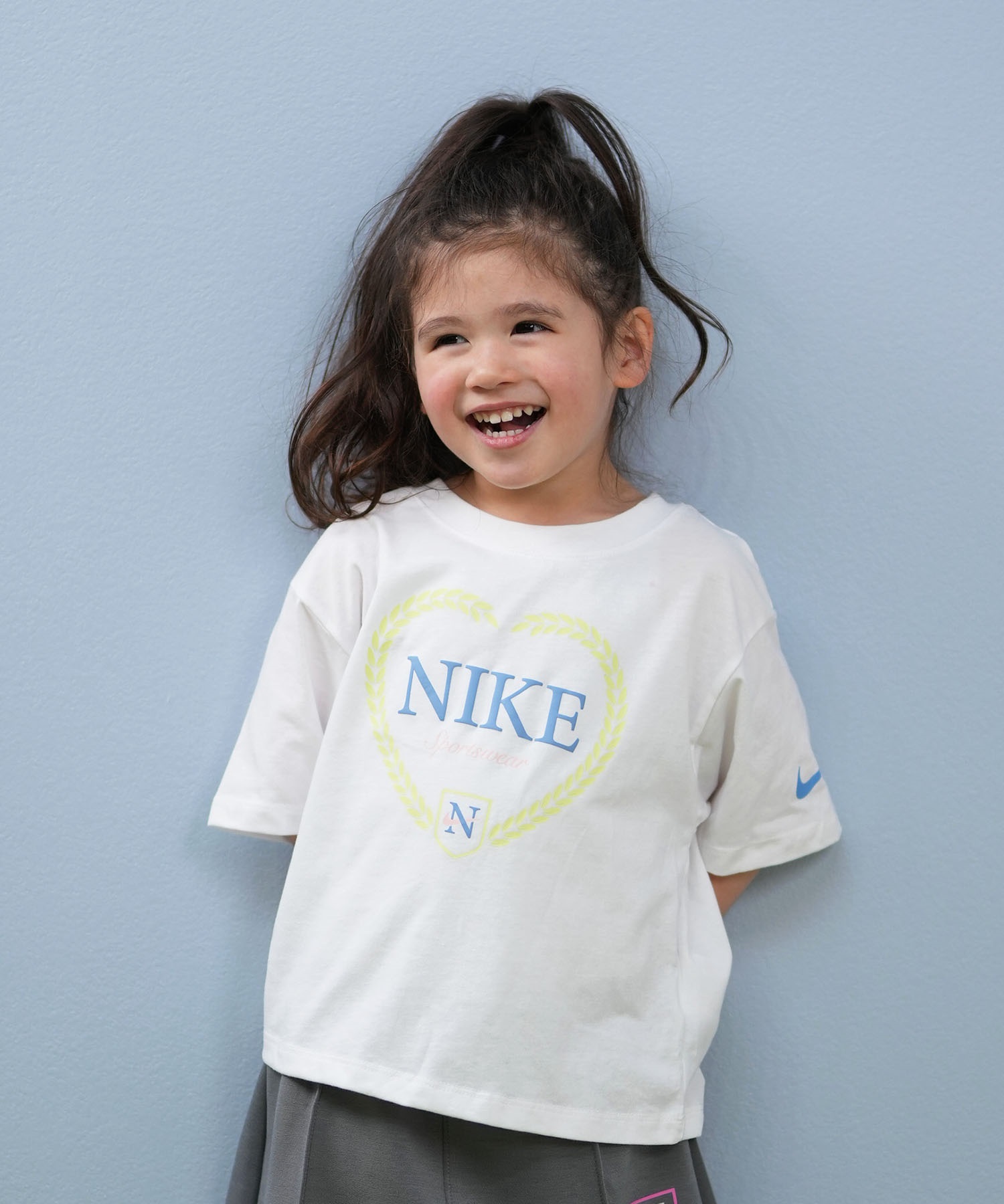 NIKE ナイキ 半袖 Tシャツ キッズ 子供 ハート ガールズ NKG