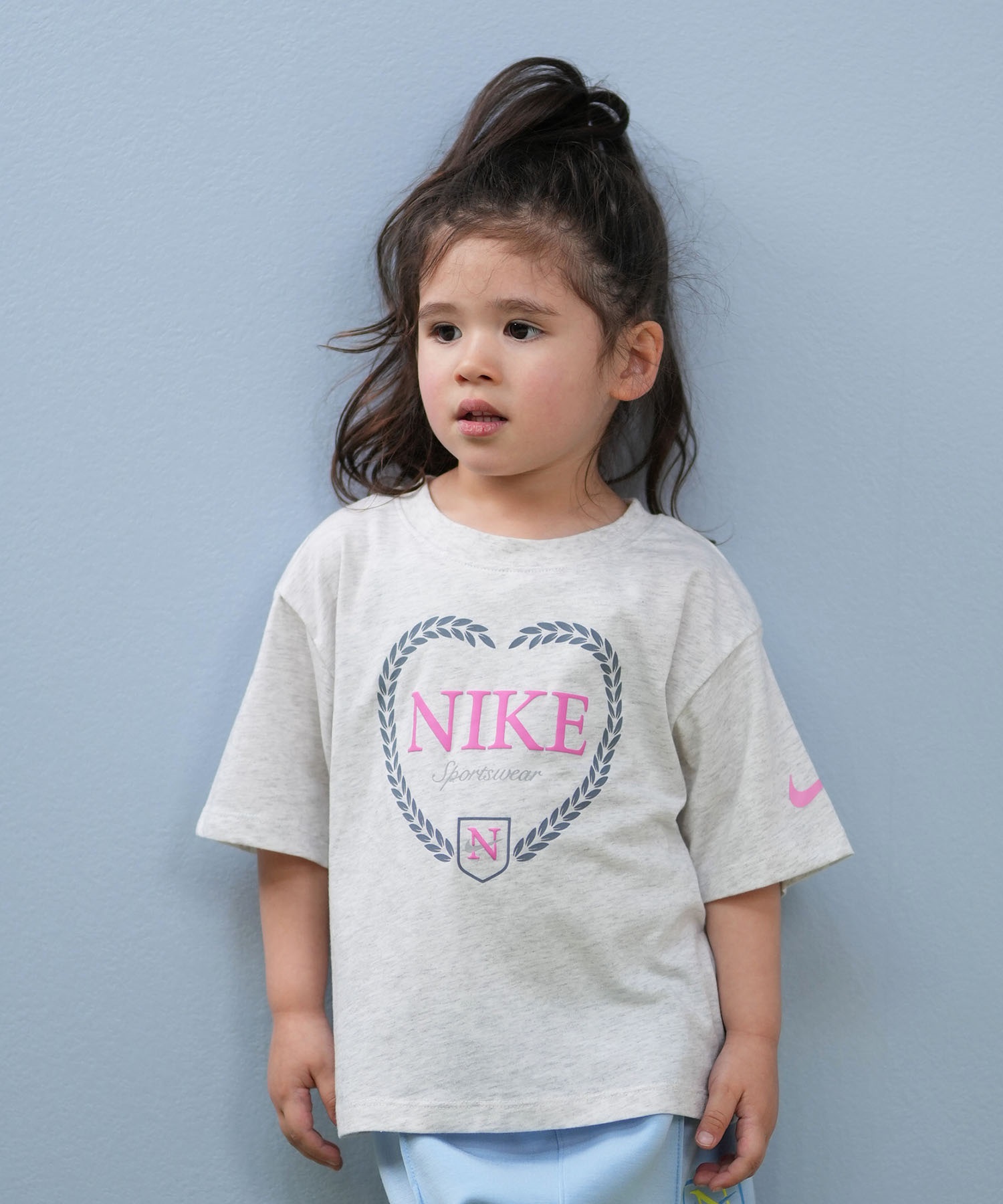 NIKE ナイキ 半袖 Tシャツ キッズ 子供 ハート ガールズ NKG