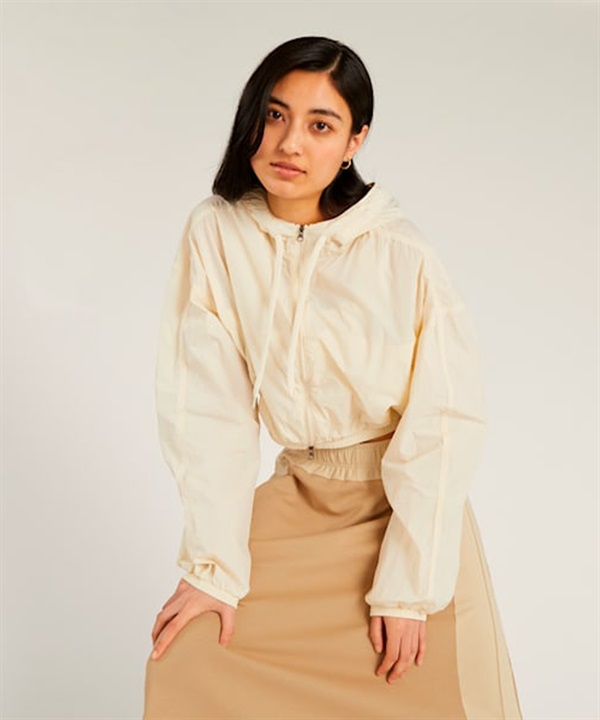 PUMA プーマ パーカー レディース ジップアップパーカー クロップド丈 WARDROBE WOVEN JACKET 633599