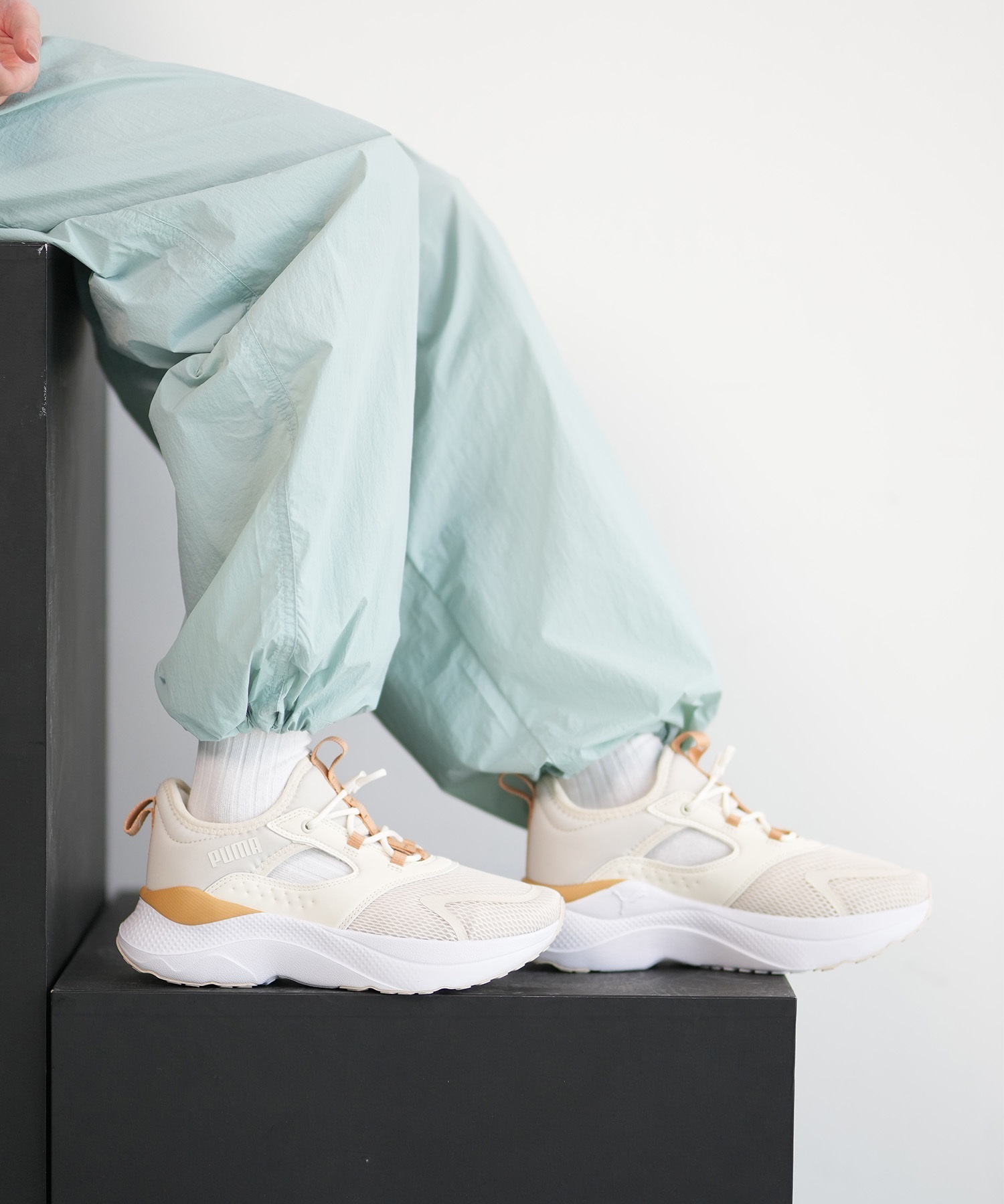 PUMA プーマ シューズ レディース スニーカー クッション SOFTRIDE