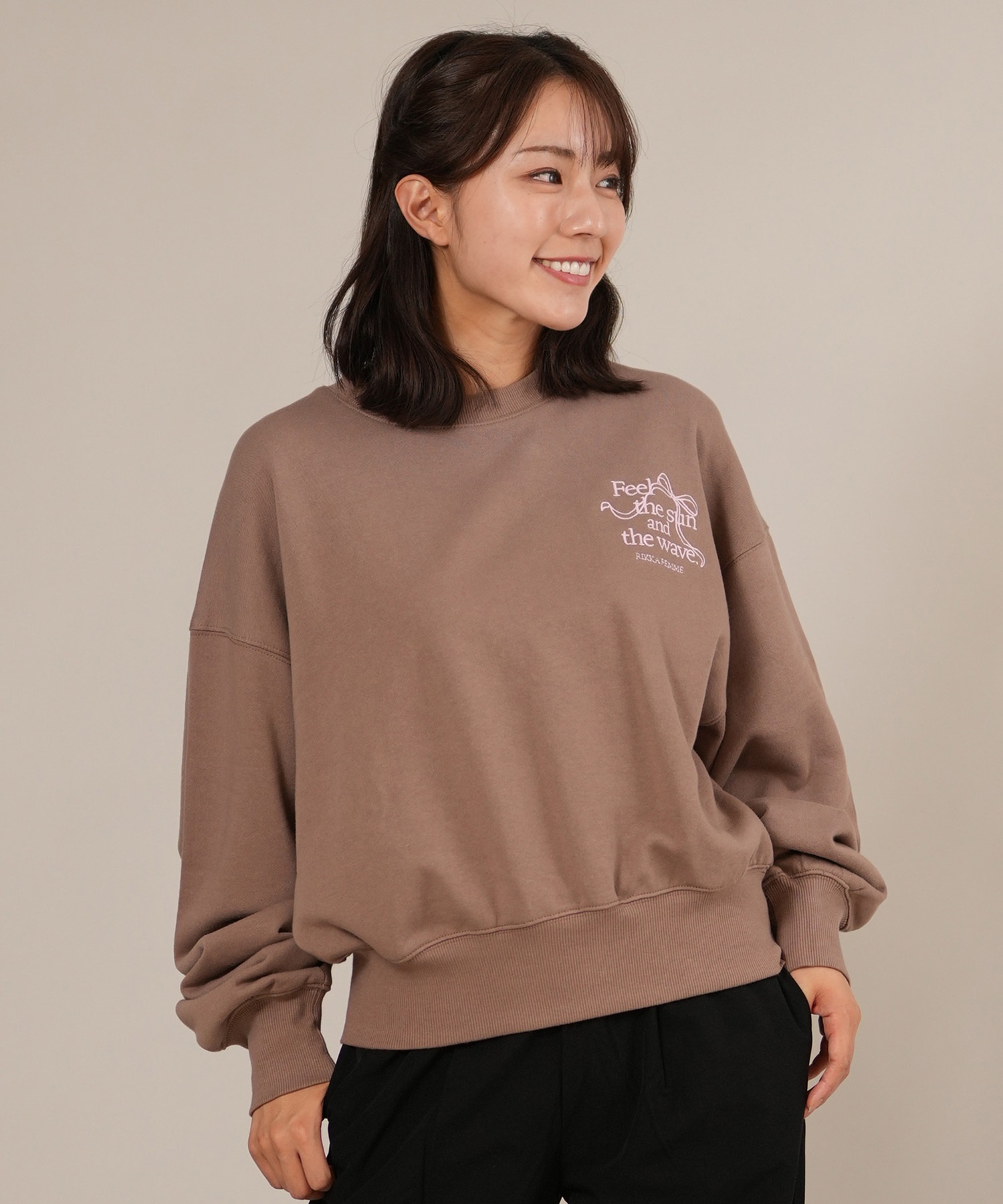 RIKKA FEMME リッカファム トレーナー スウェット レディース クルーネック ワンポイント 刺繍 裏毛 RF25FW16(MOC-FREE)