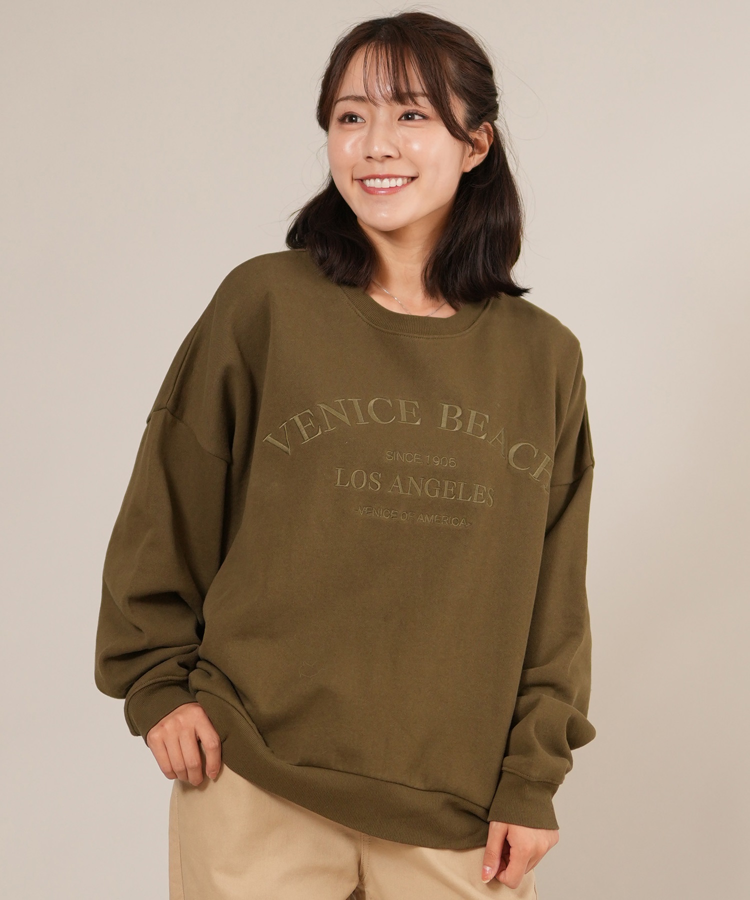 RIKKA FEMME リッカファム トレーナー スウェット レディース クルーネック カレッジロゴ 刺繍 裏起毛 RF25FW06(KHA-FREE)