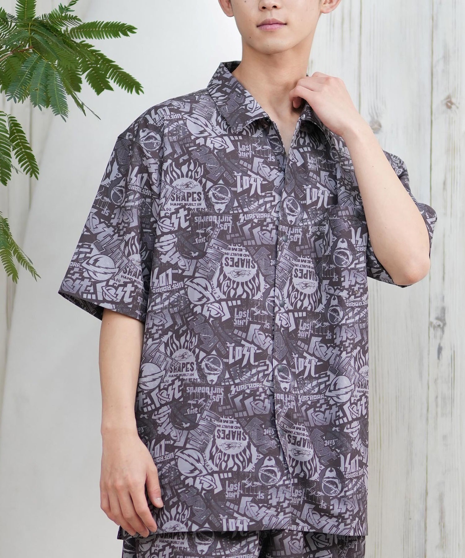交換無料！ LOST ロスト 水陸両用 柄シャツ 総柄 メンズ 半袖シャツ ウェア