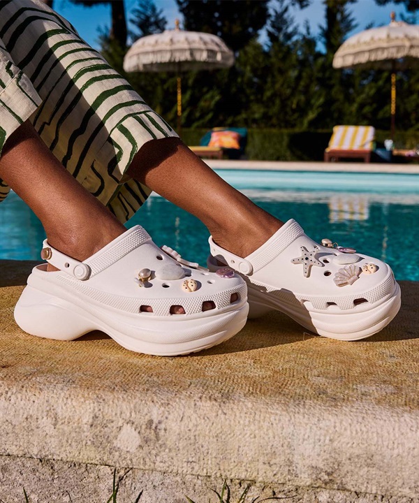 CROCS クロックス サンダル レディース 厚底 CLASSIC BAE CLOG クラシック ベイ クロッグ 206302-100