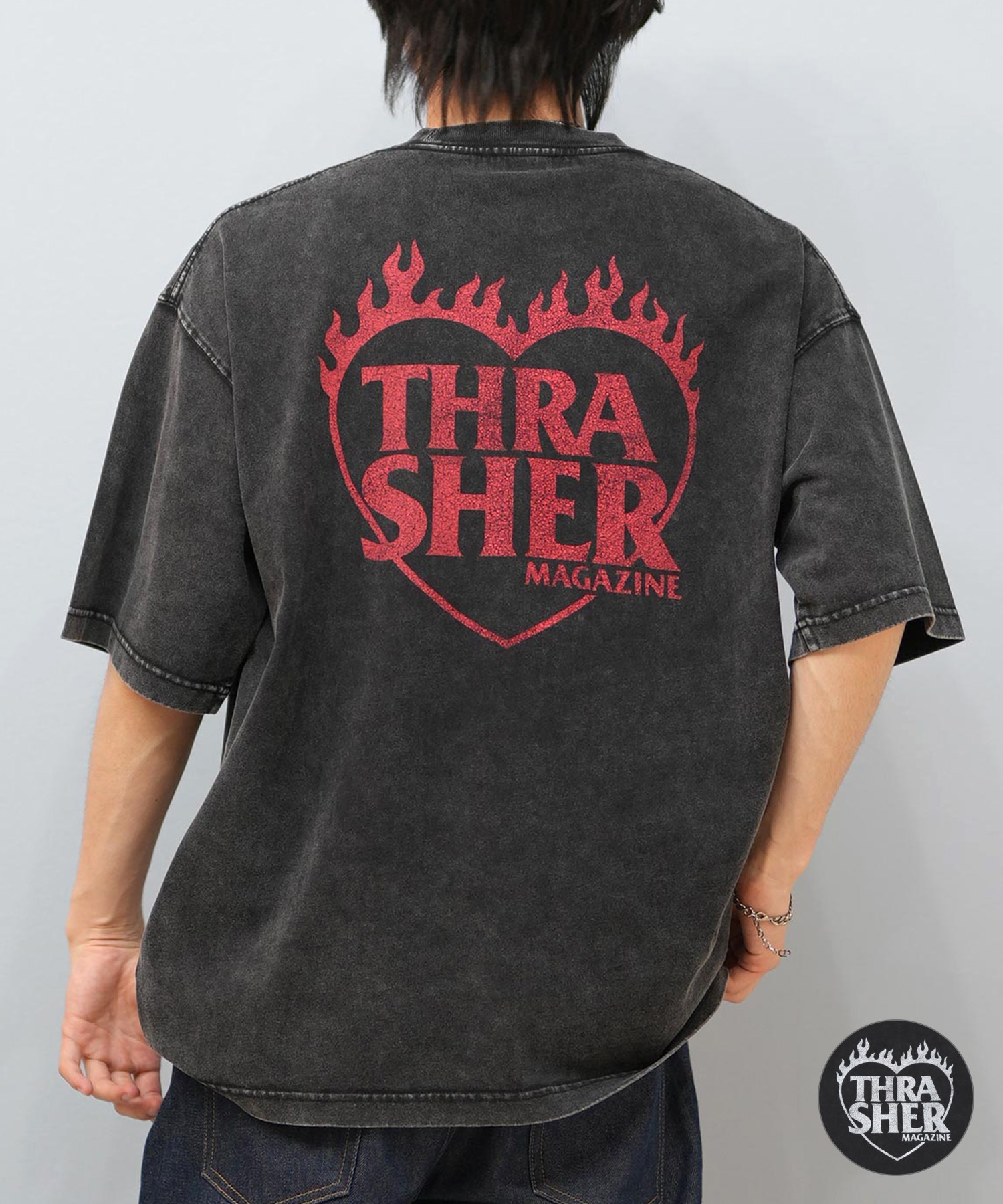 THRASHER スラッシャー 半袖 Tシャツ メンズ バックプリント オーバーサイズ ヴィンテージ加工 253TH1ST044 ムラサキスポーツ限定(WHT-M)