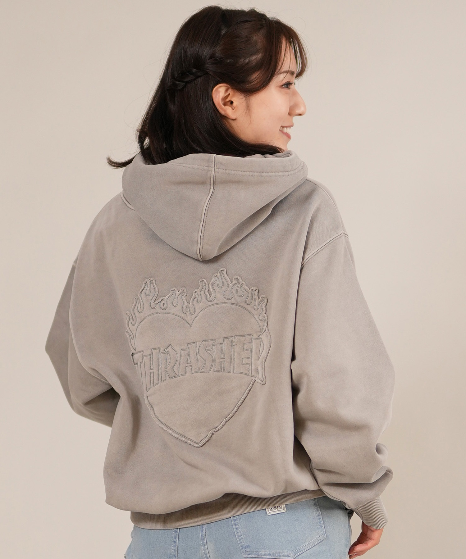 THRASHER スラッシャー プルオーバー パーカー レディース スウェット