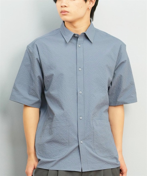 DEAR LAUREL ディアローレル 半袖 シャツ メンズ シアサッカー素材 軽量 ストレッチ 速乾 SEERSUCKER SHIRT D25S2404