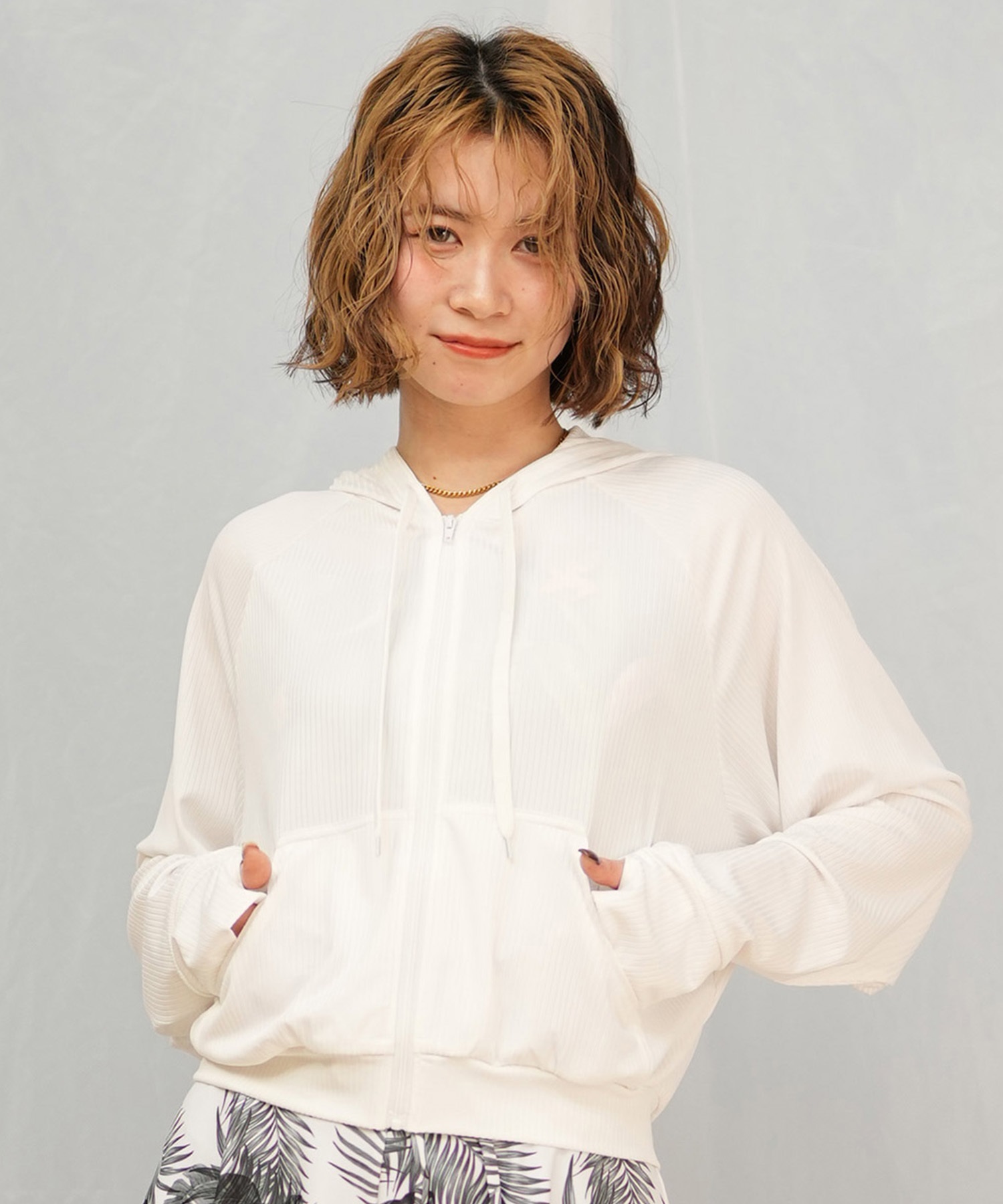 Beach Queen ビーチクイーン 長袖ラッシュ UVケアラッシュガード